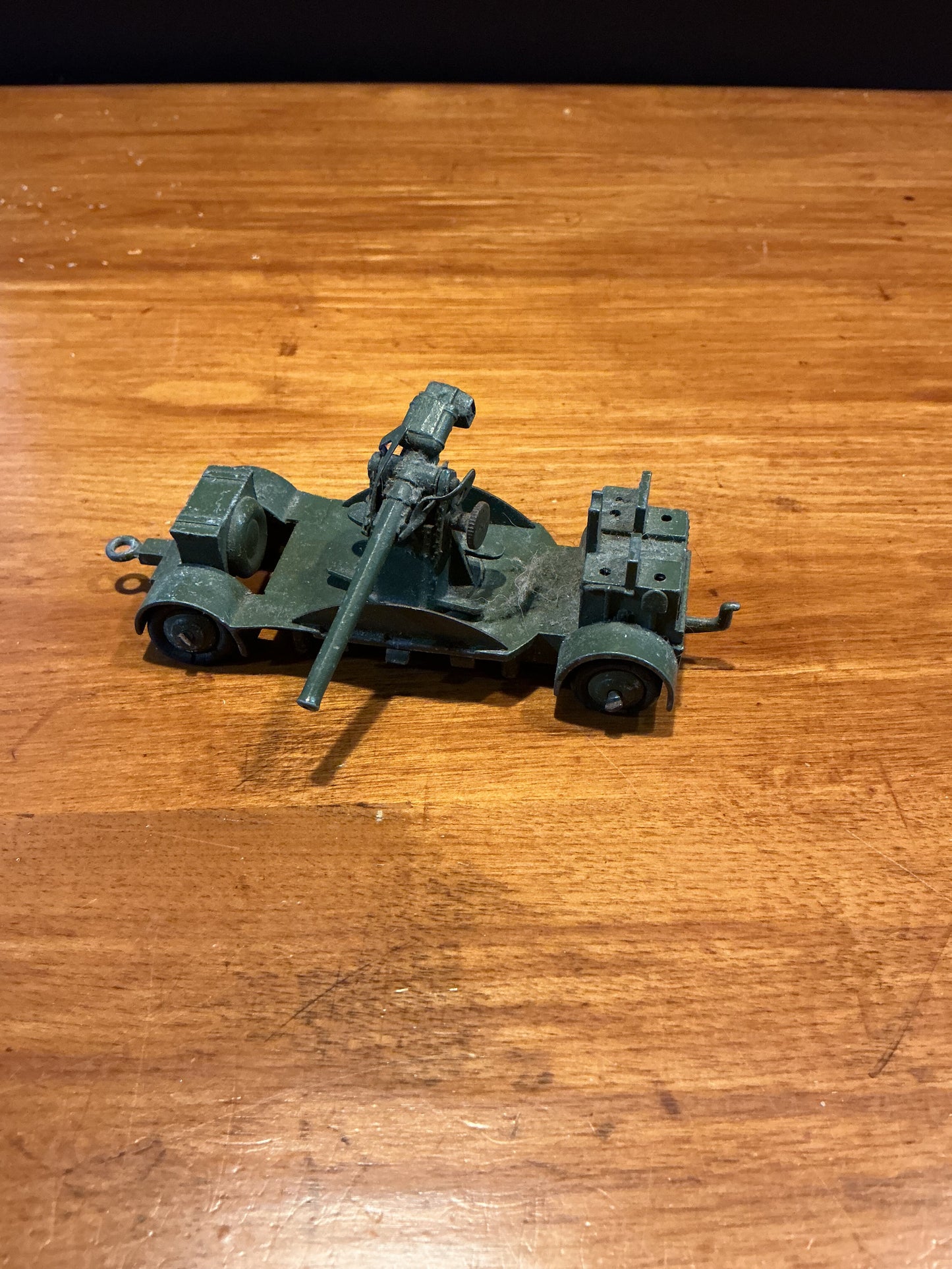 Dinky Toys #161B anti aircraft gun/cannon on trailer