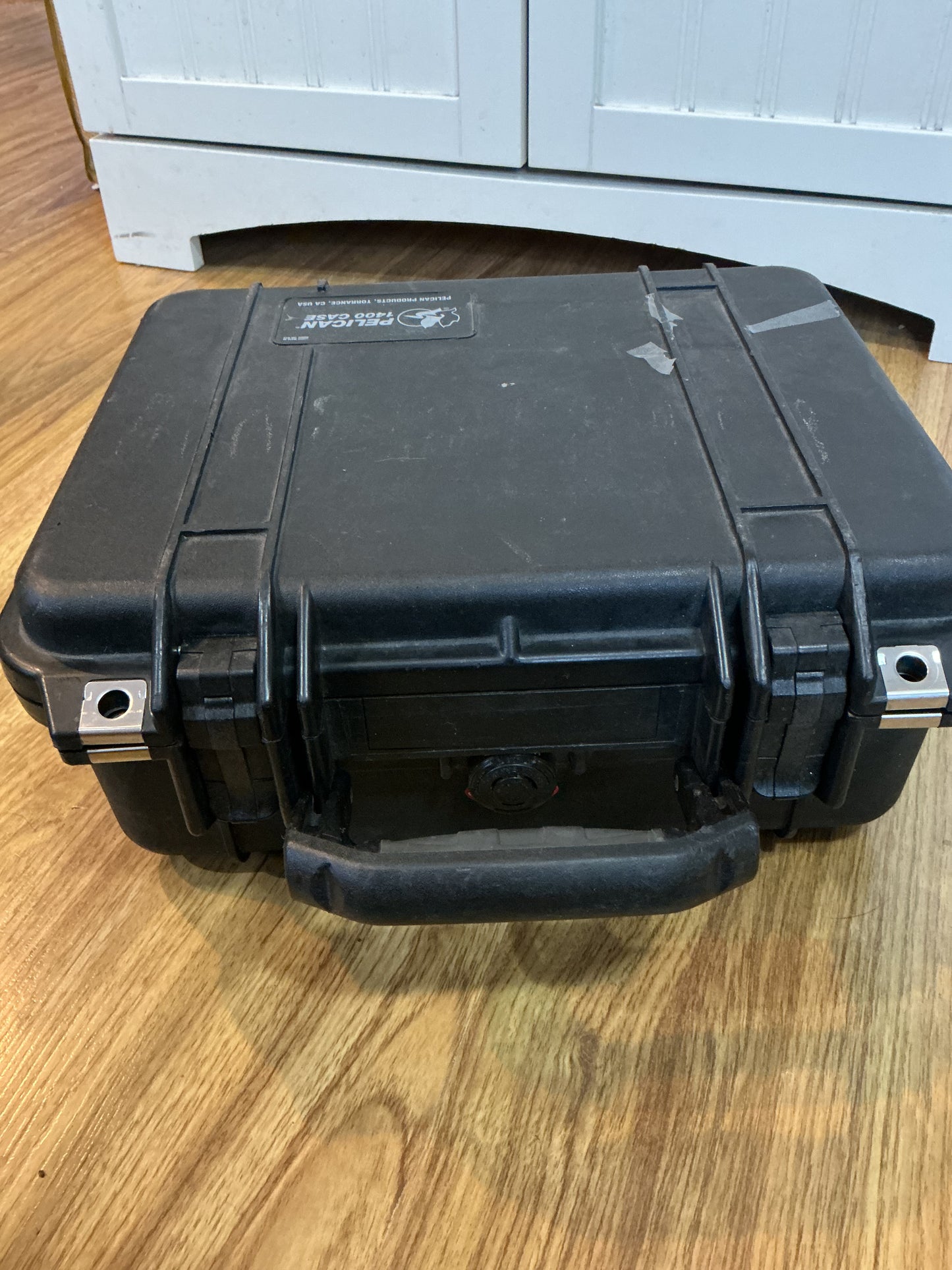 Pelican 1400 Case With Foam (Black)