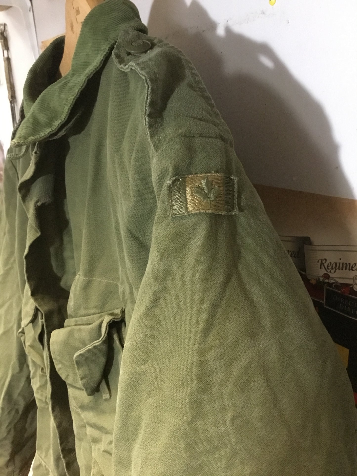 Vintage Canadian Army Combat/ Bush Jacket with removable liner ,size medium
