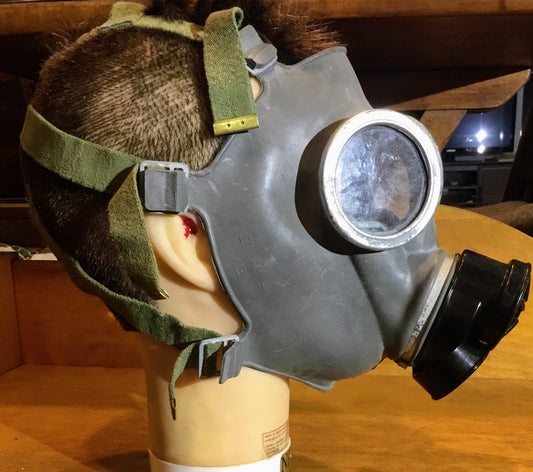 Cold war era Polish Gas Mask MC-1 Original