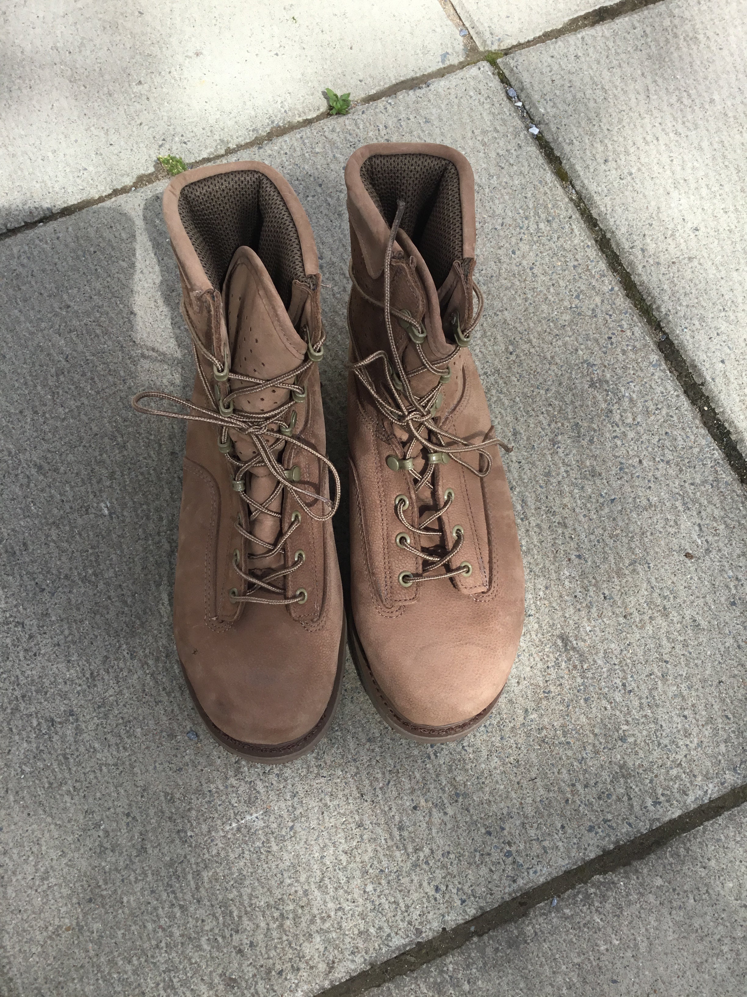 Canadian military clearance boots surplus