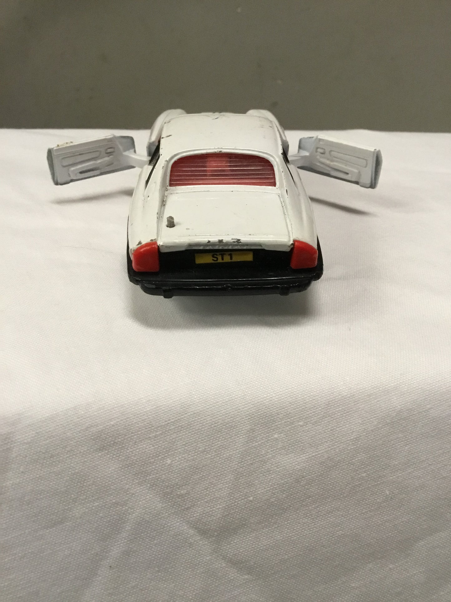 Corgi Toys No 320 Jaguar XJS "The Saint" - Made In Great Britain