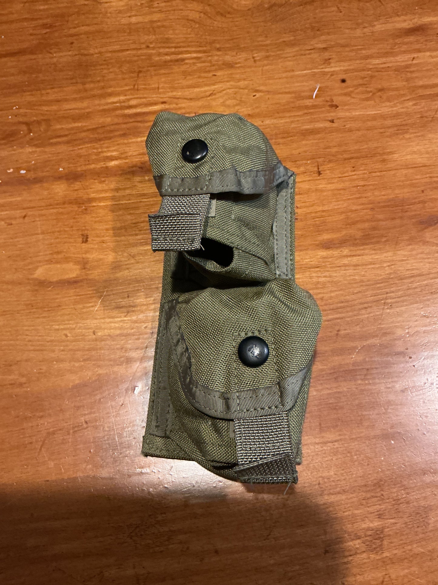Australian  Sord Two pocket vertical Grenade Pouch