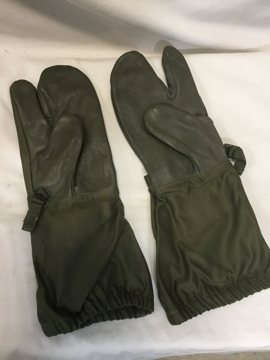 New Dutch Military Trigger  Mitts (MEDIUM ONLY)