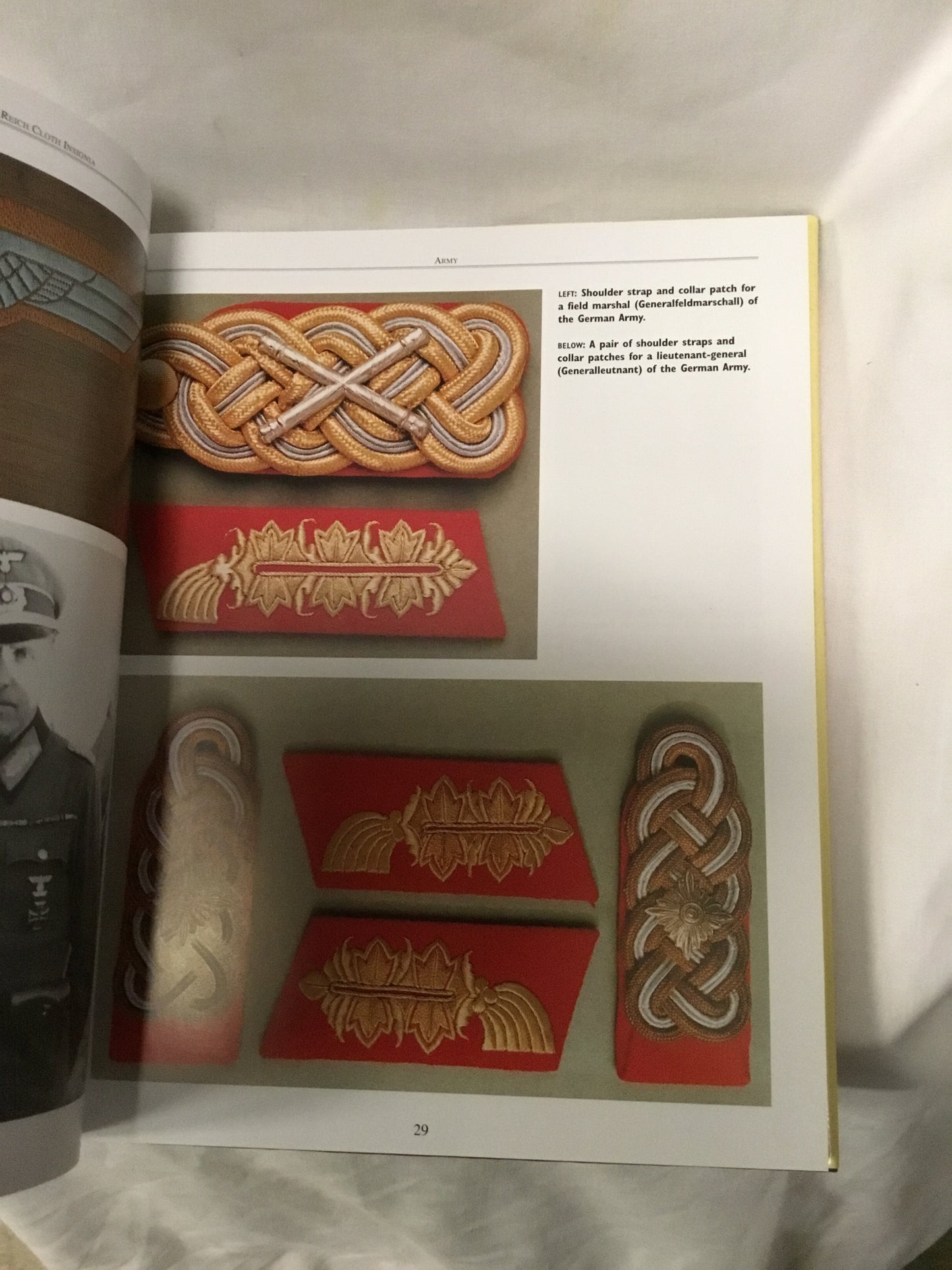 Third Reich Cloth Insignia , Reference Book