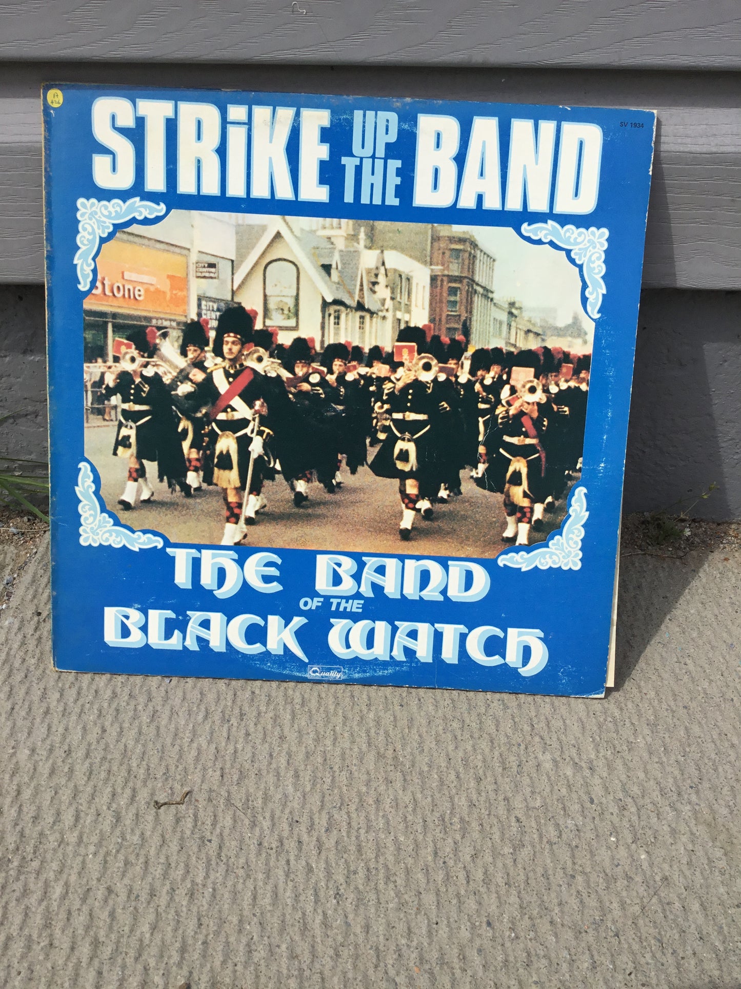 The Band Of The Black Watch: Strike Up The Band LP VG++ Canada Birchmount BM 842