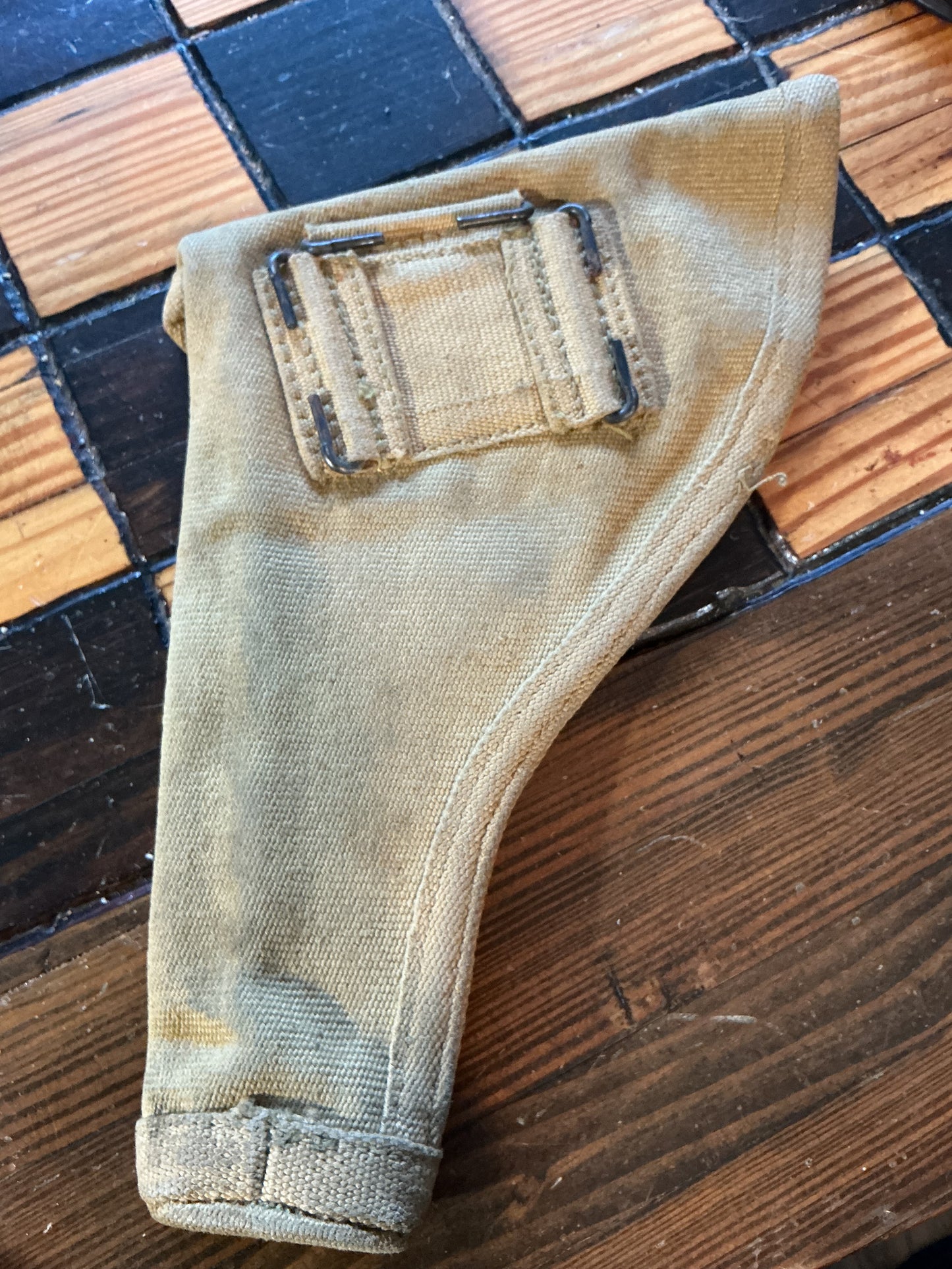 WW11 CANADIAN WW2 P37 KHAKI WEBLEY HOLSTER 1943