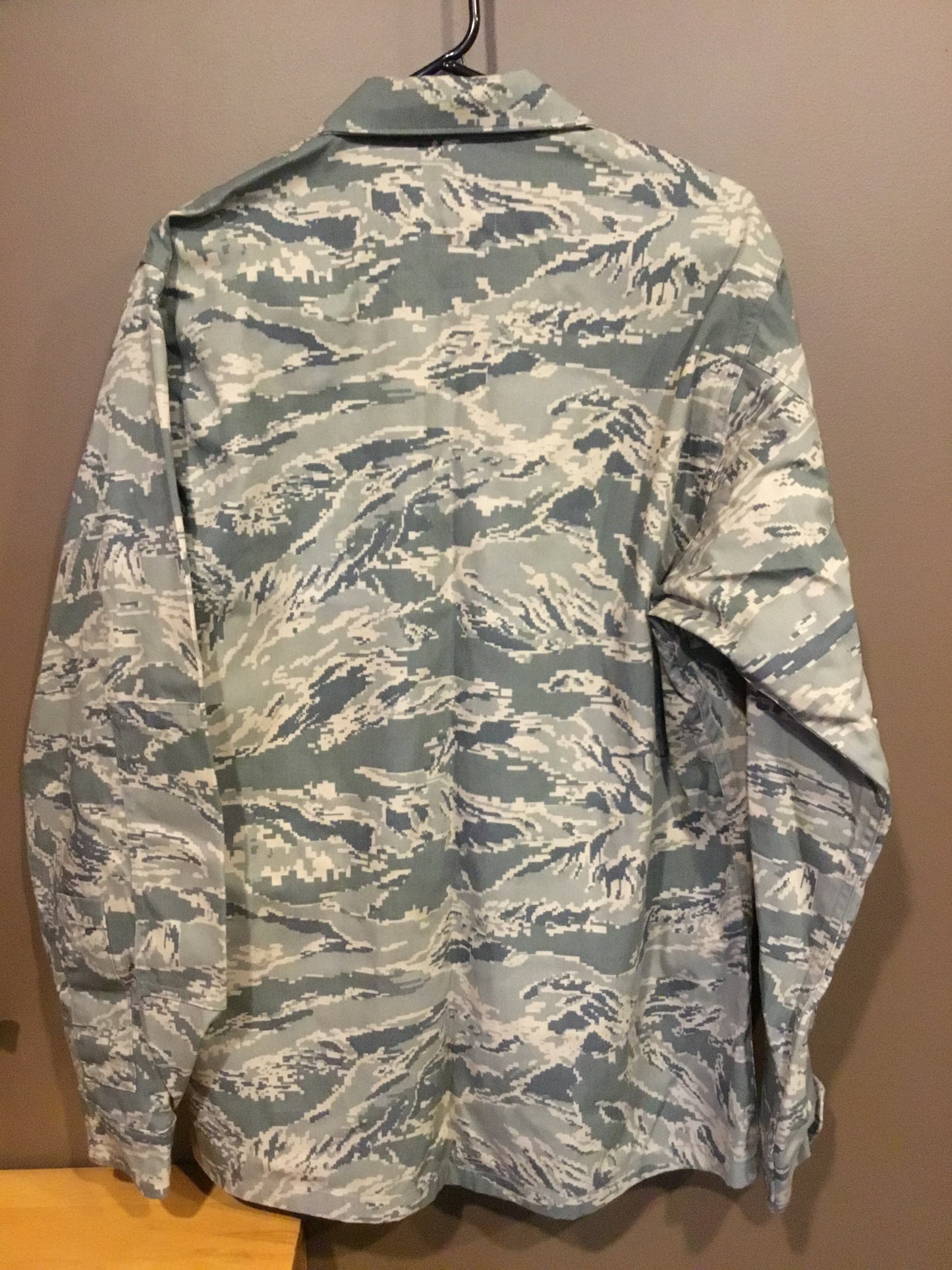 U.S. military Airforce Camouflage BDU Jacket Large