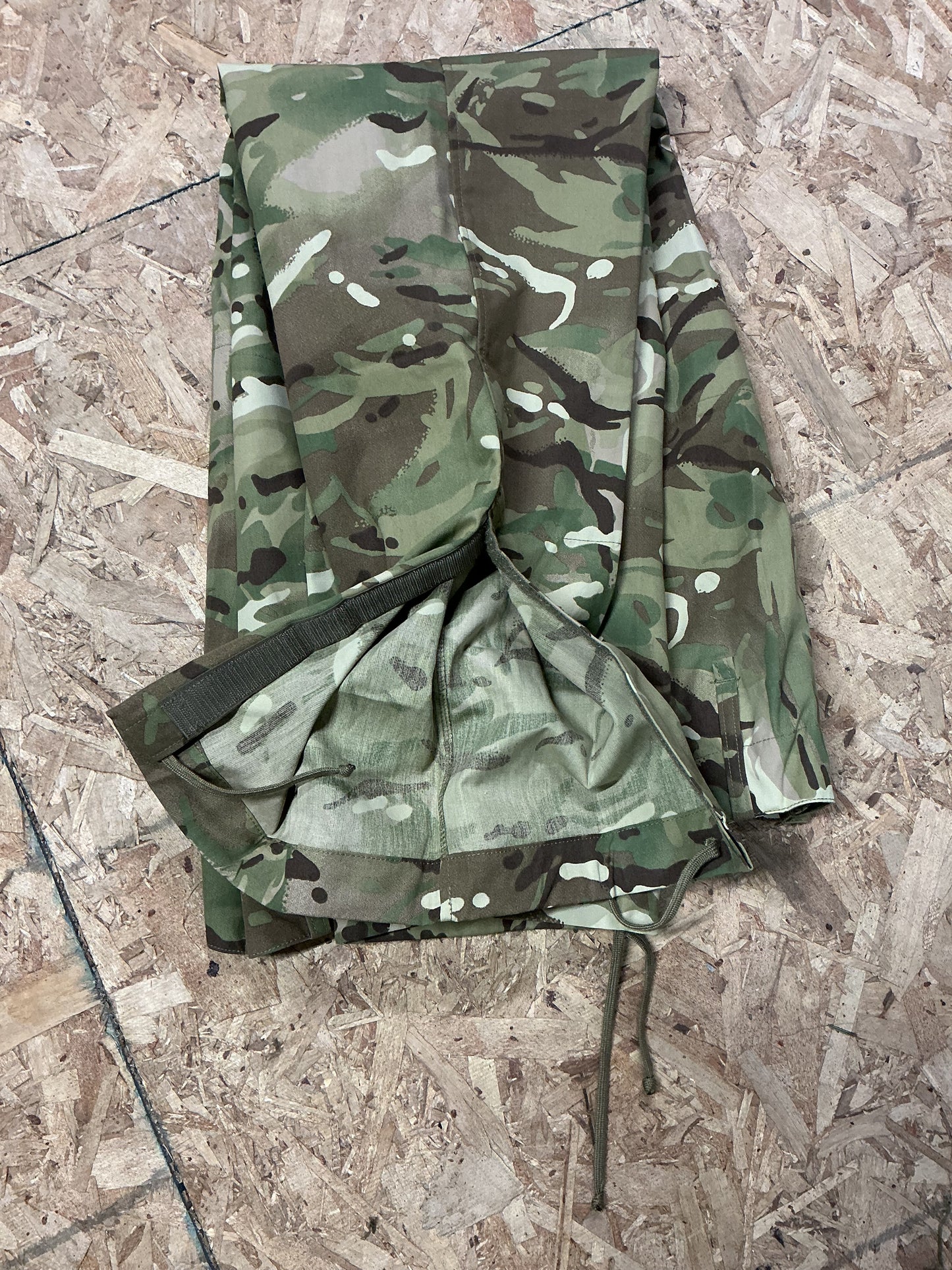 British Military Multi-Cam Windproof Pants Waist 34 inches.