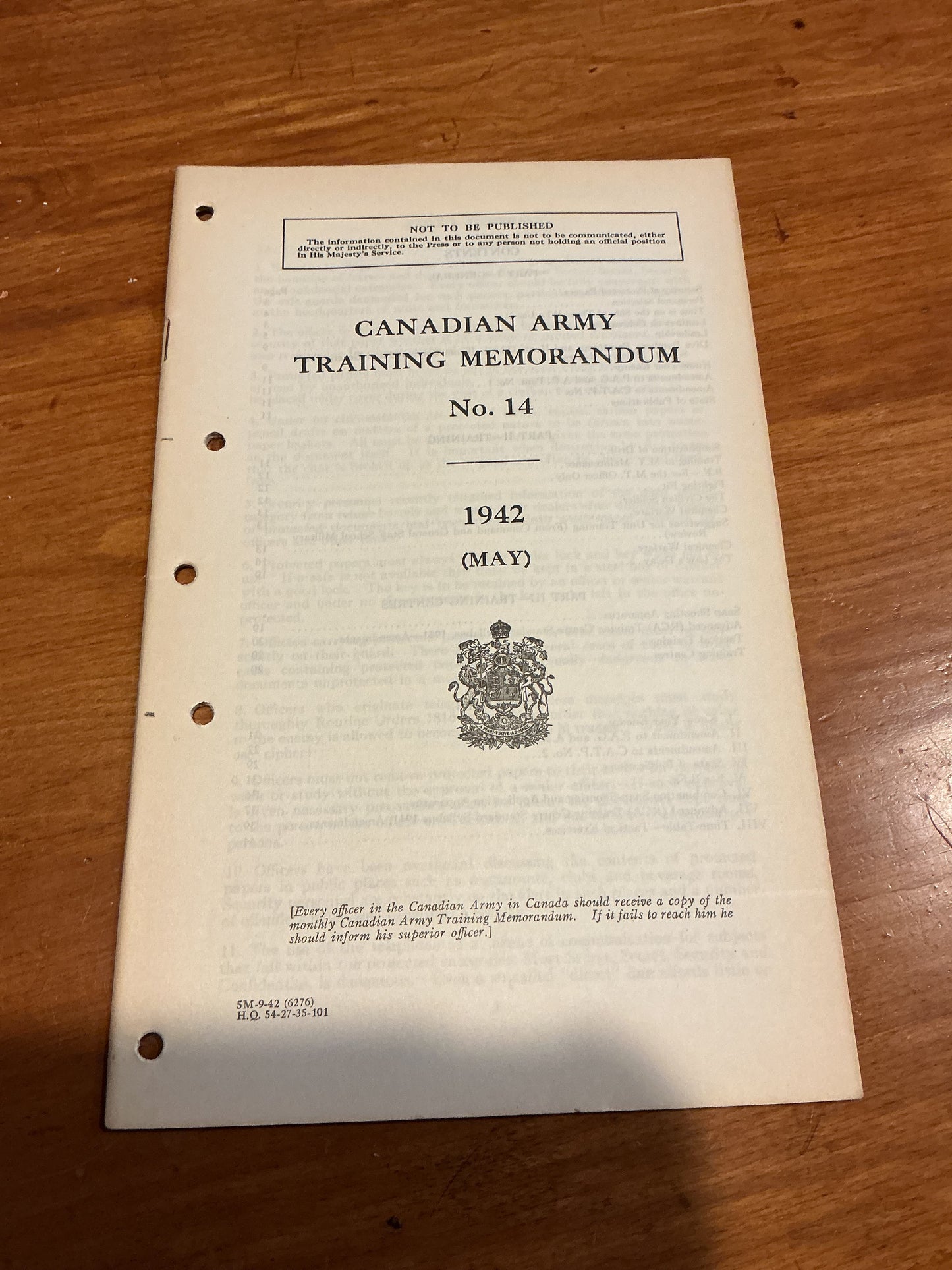 Canadian Army Training Memorandum No 14 May 1942 Booklet ,43 pages some yellowing .