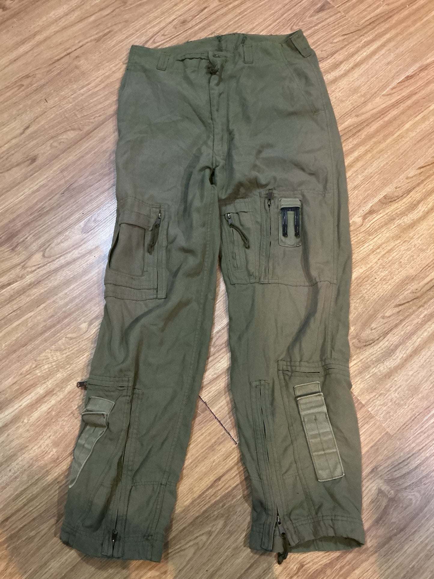 Canadian forces Helicopter Crew Pants, Military Size is 76/38 or waist 38