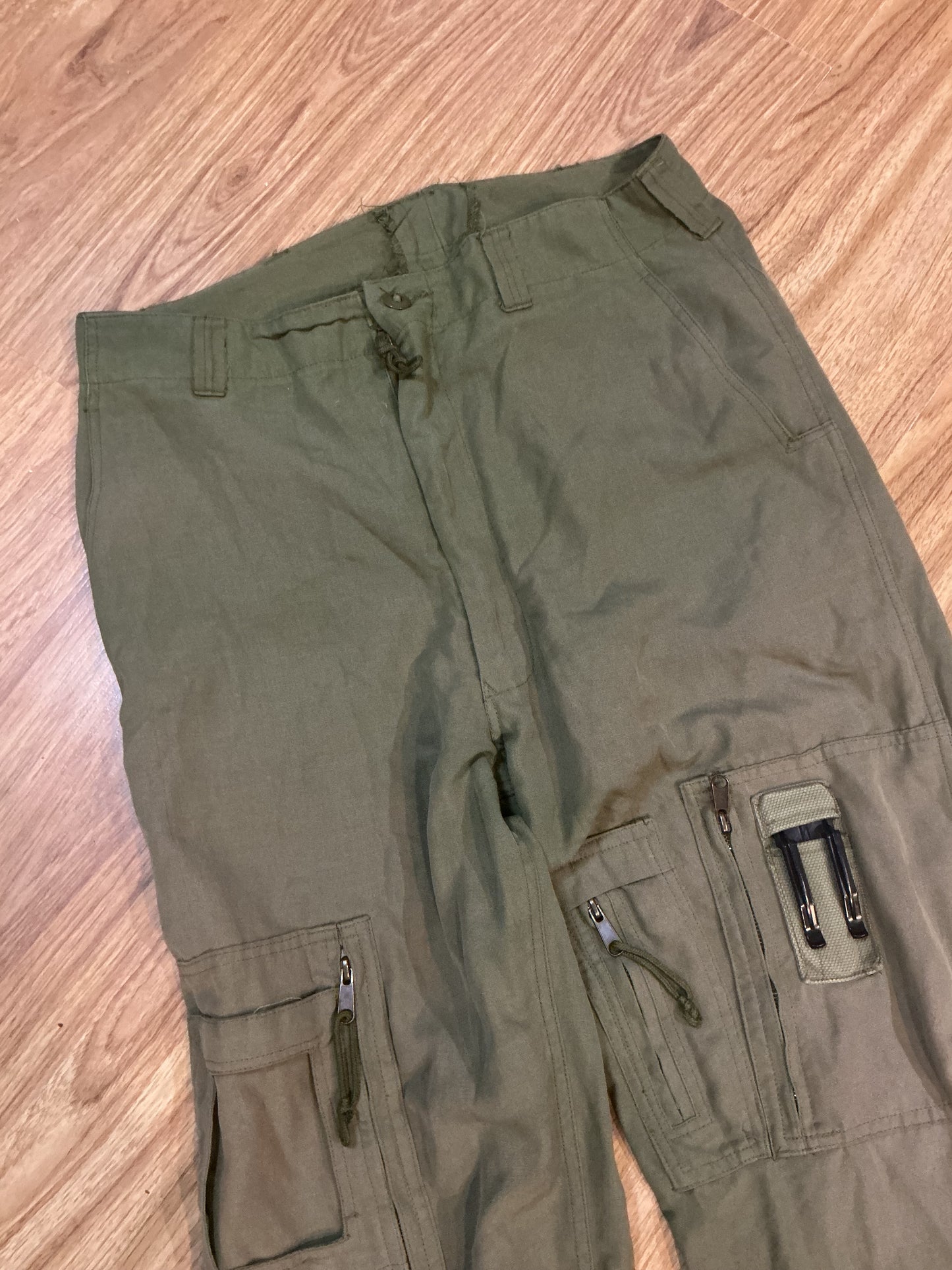 Canadian forces Helicopter Crew Pants, Military Size is 76/38 or waist 38