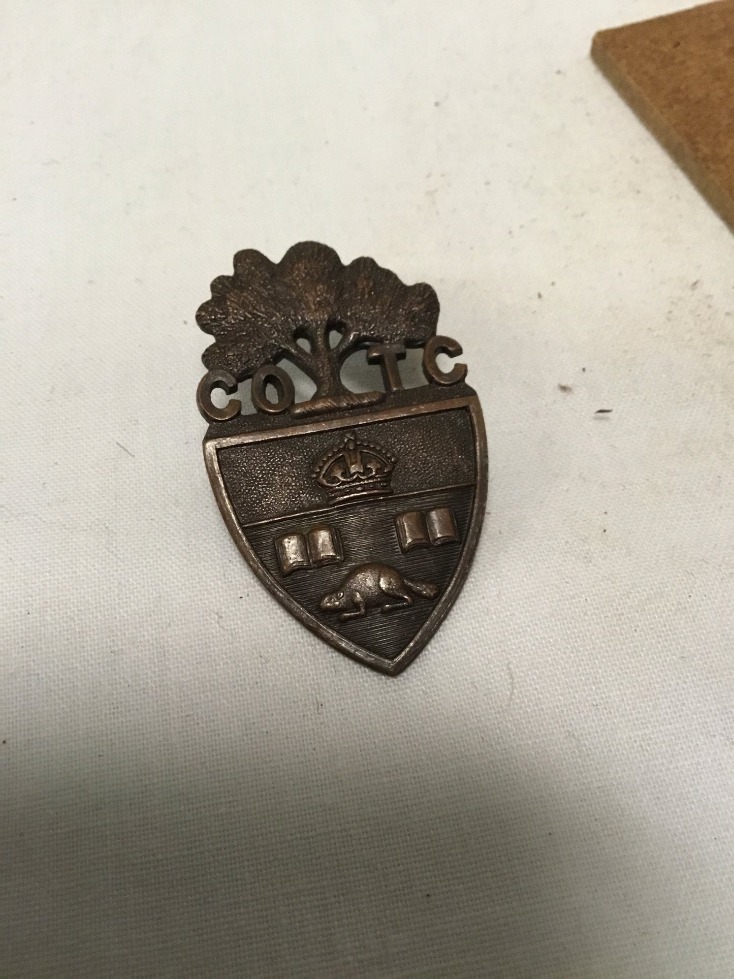 University of Toronto Contingent COTC Cap Badge