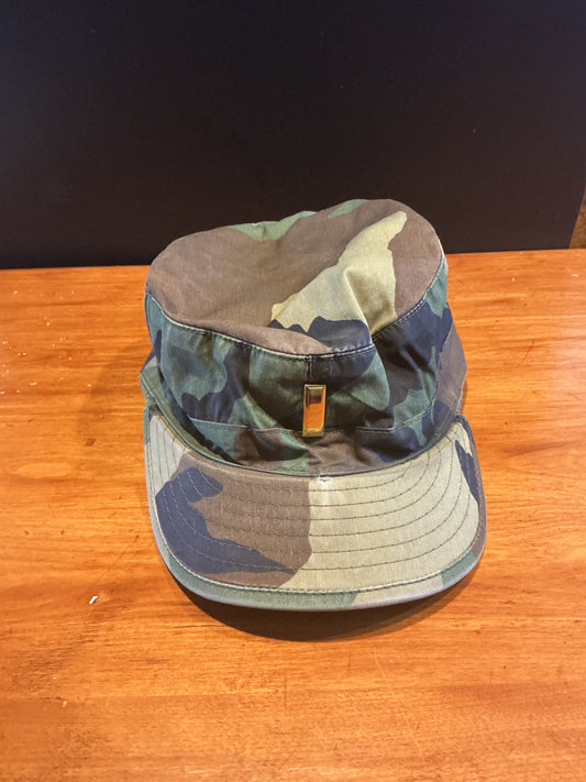 Vintage U.S. Woodland Field Cap with second Lieutenant Bar
