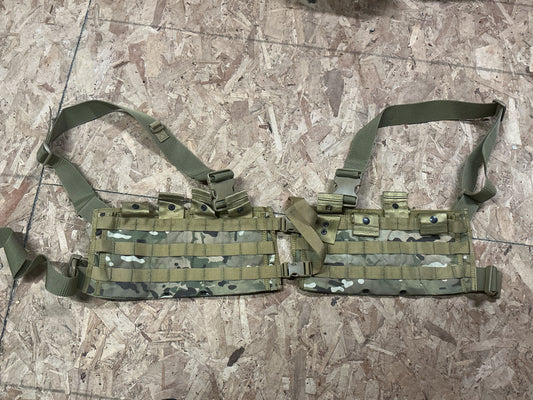 Molle Type Vest in Muli-Cam Pattern