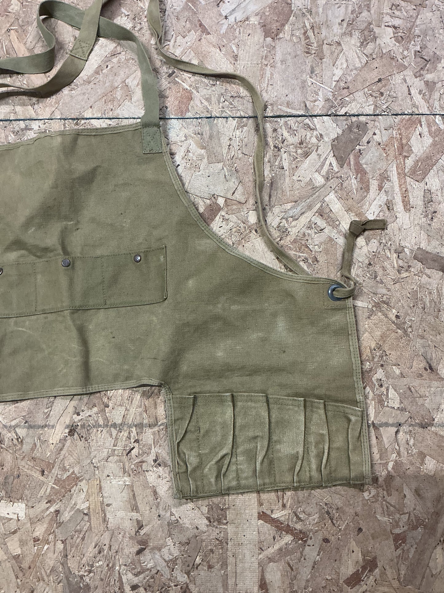 WW11 U.S. Army Air Forces Type B-2 Khaki Mechanics Apron