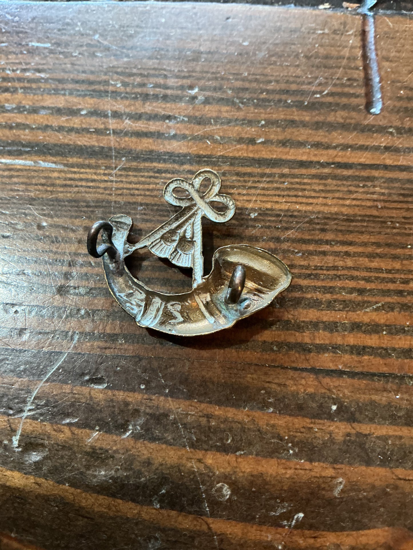 Early War Time Oxfordshire & Buckinghamshire Single Collar Badge