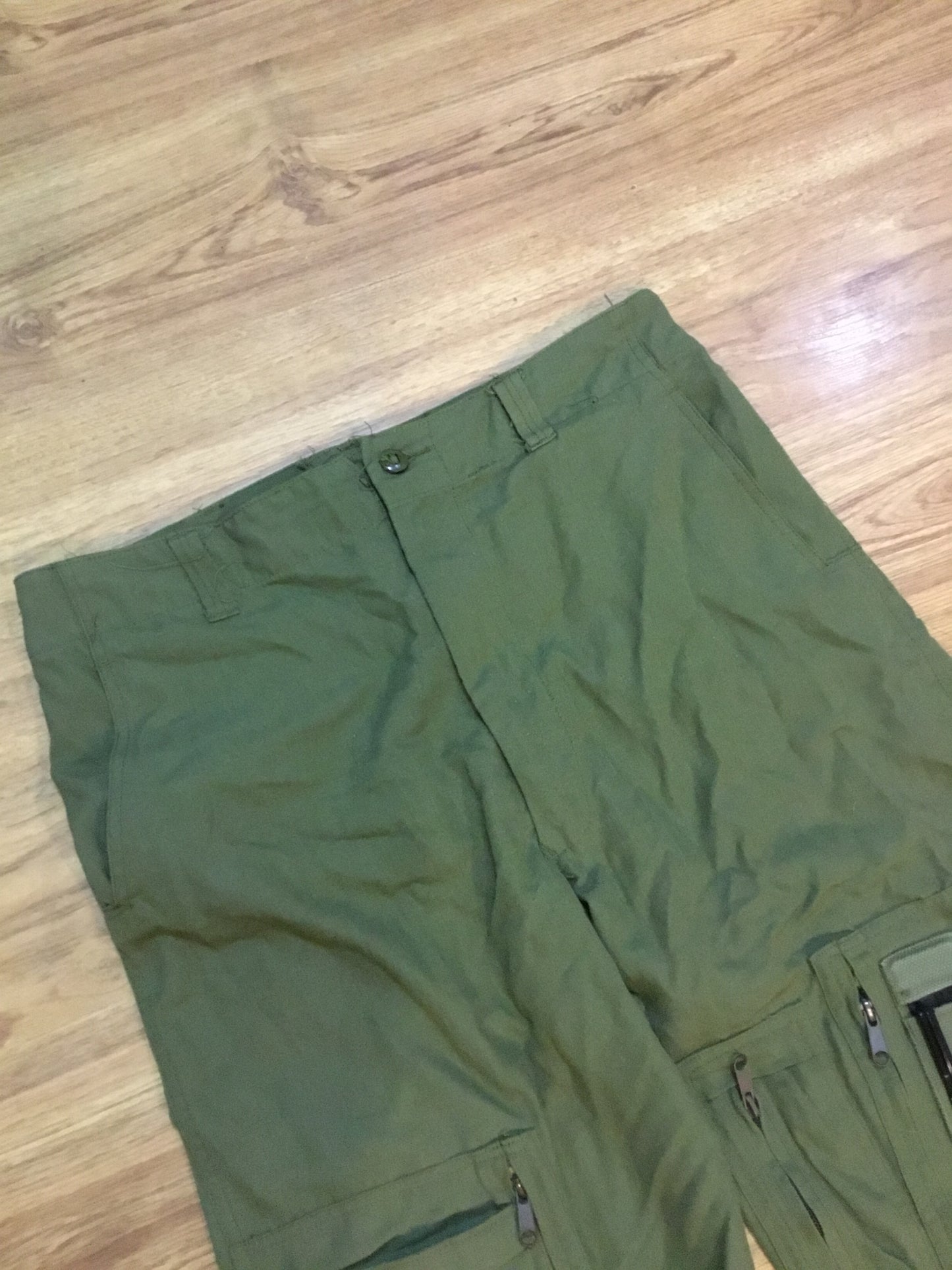 Canadian forces Helicopter Crew Pants, Military Size is ;76/38