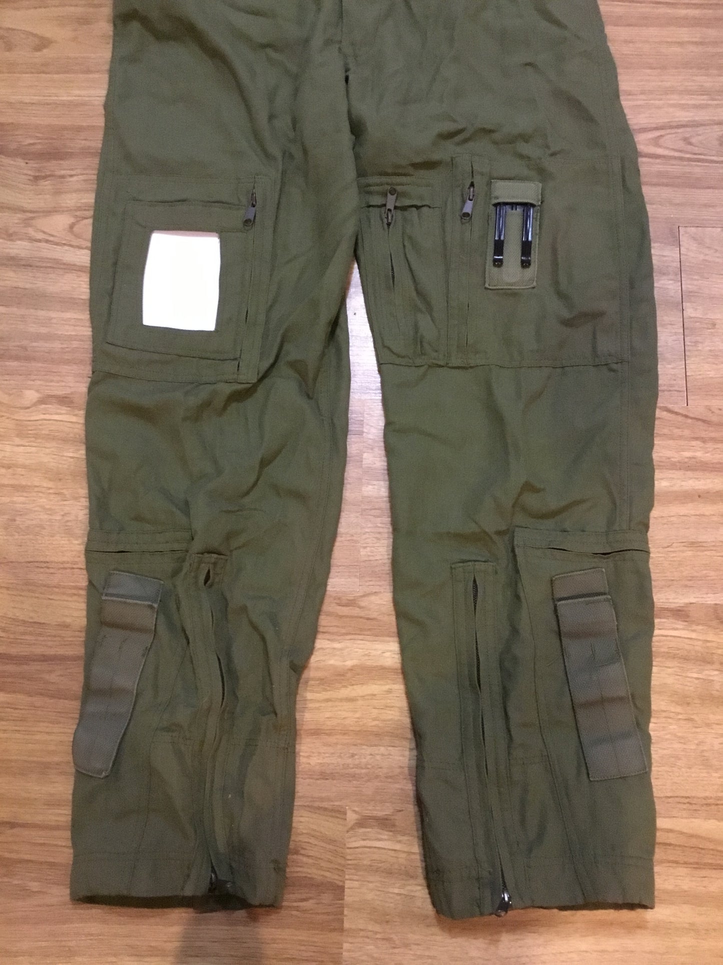 Canadian forces Helicopter Crew Pants, Military Size is ;76/38