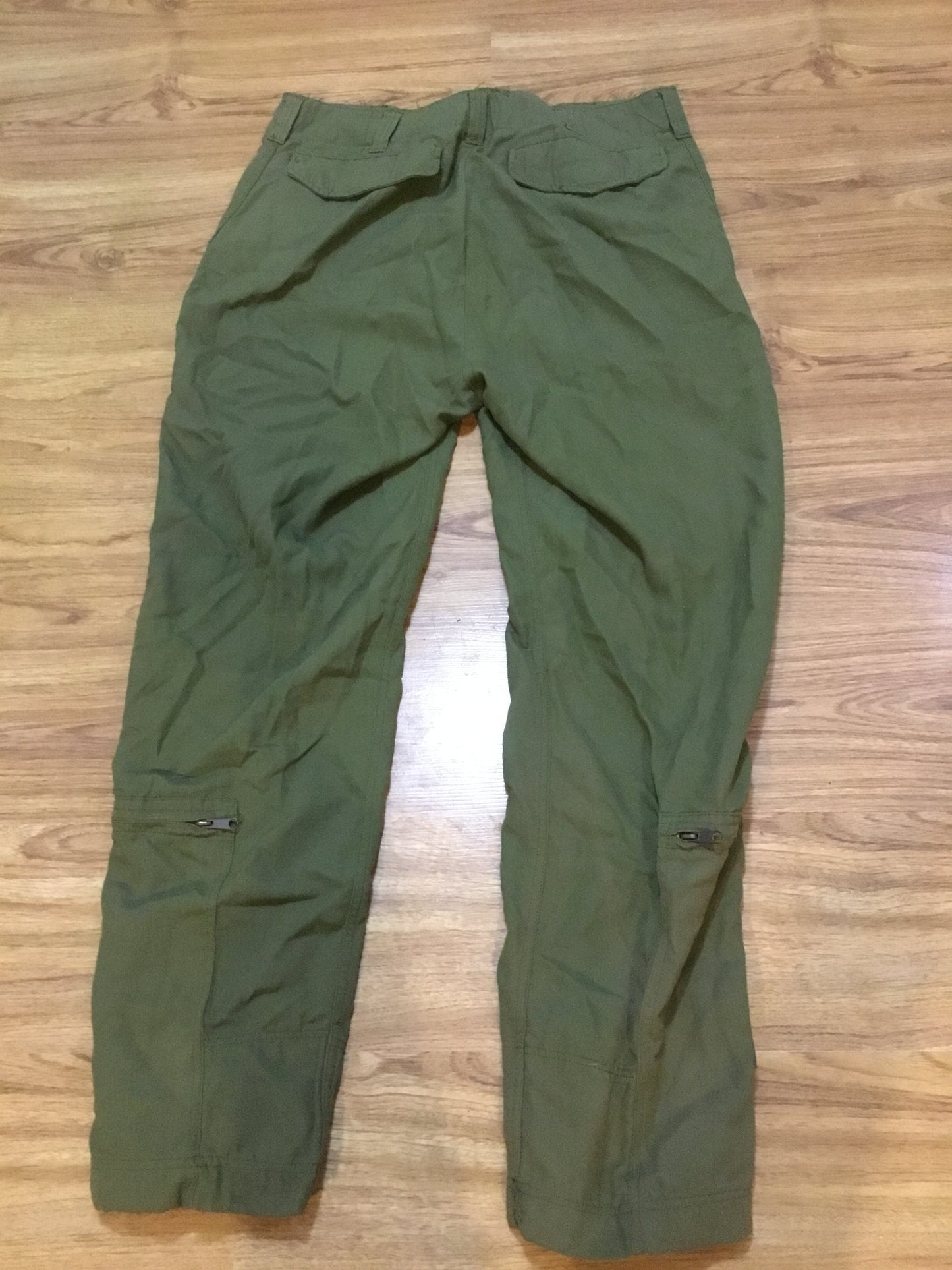 Canadian forces Helicopter Crew Pants, Military Size is ;76/38