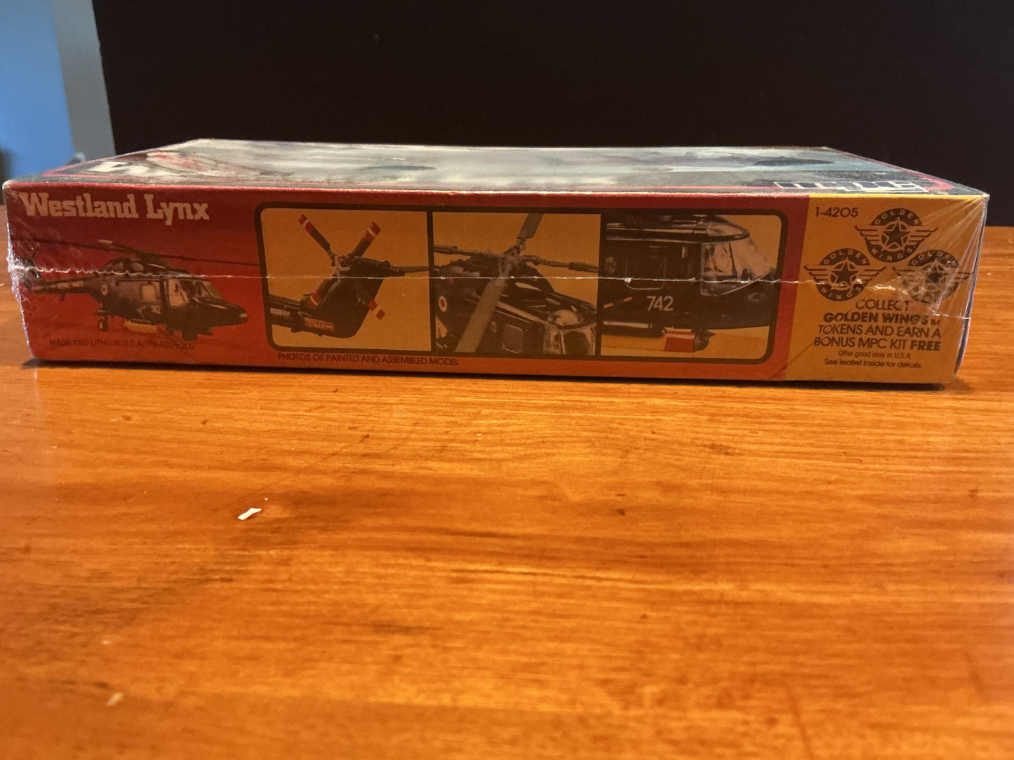Westland Lynx British Anti-Ship Helicopter Model Kit  1/72