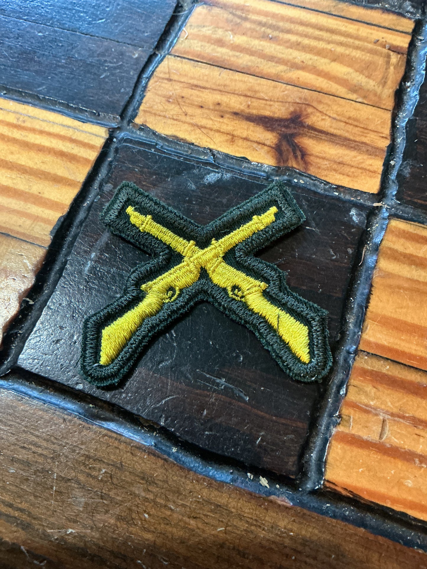 RCMP CROSSED RIFLES MARKSMEN QUALIFICATION PATCH