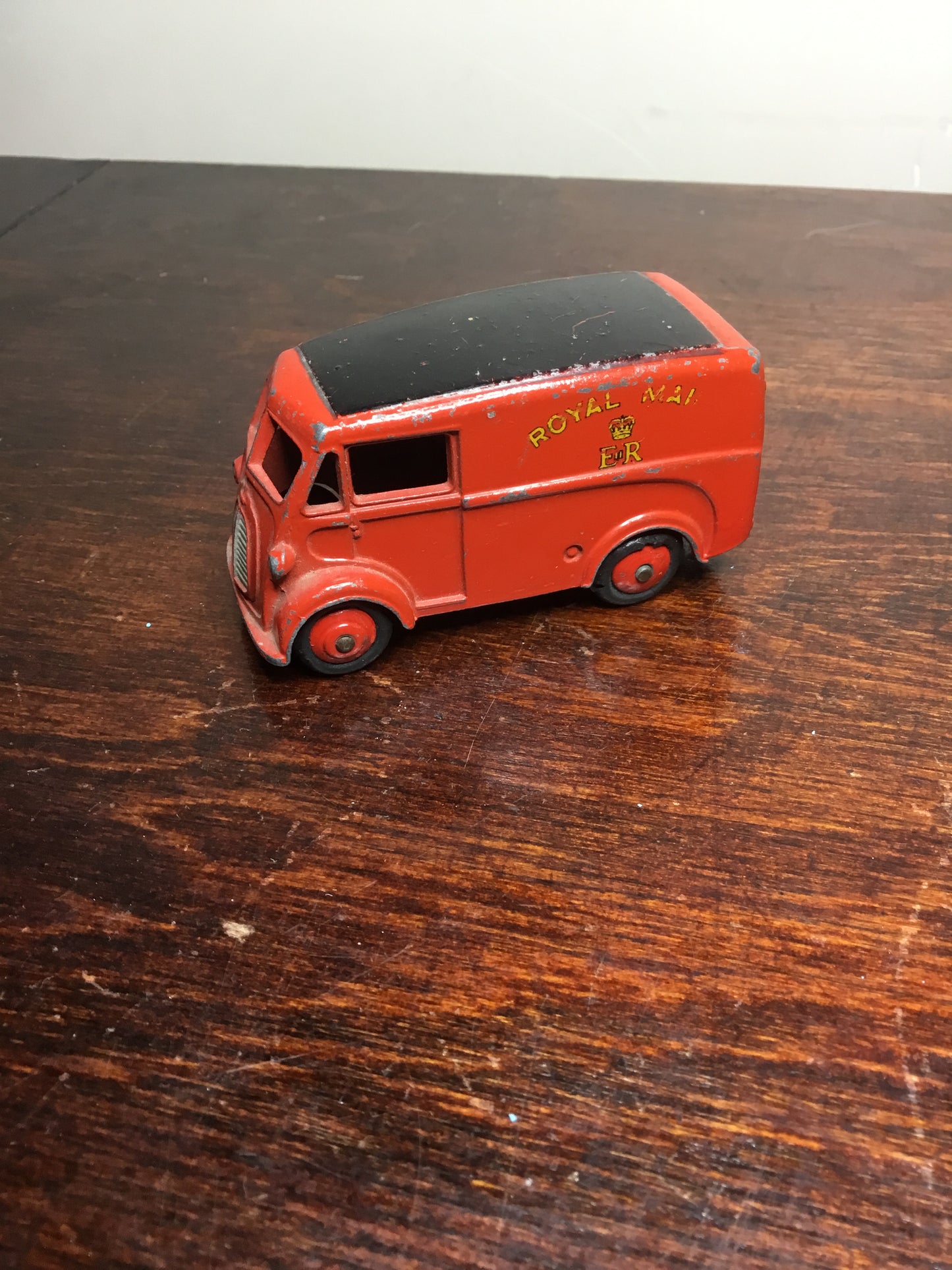Dinky Royal Mail Van 260 England