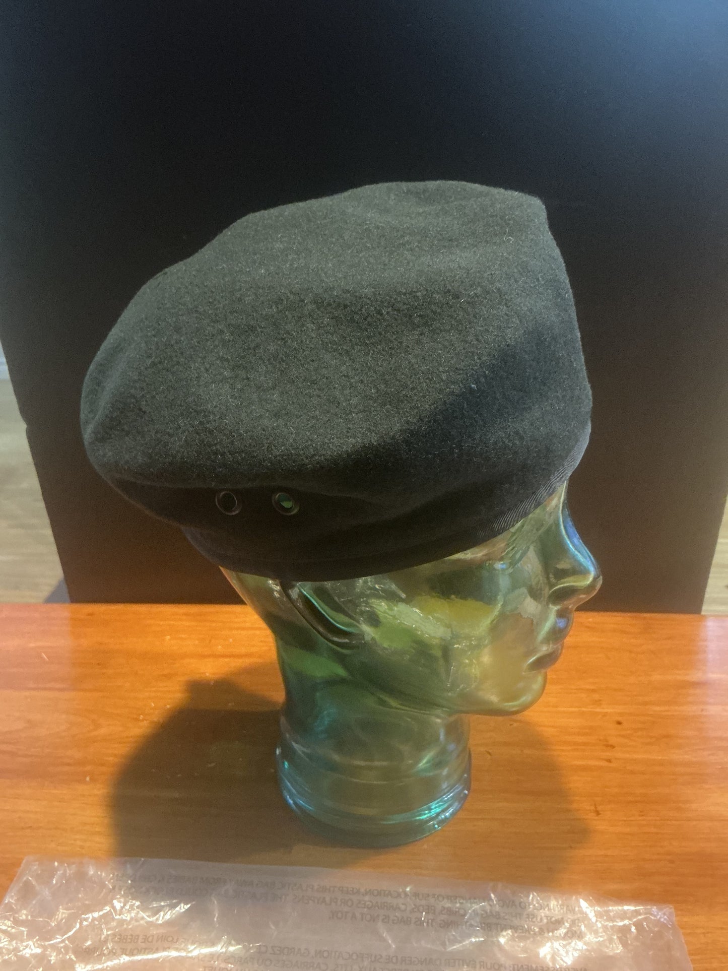 Canadian Army Green wool beret Size 7 3/4 made in Canada