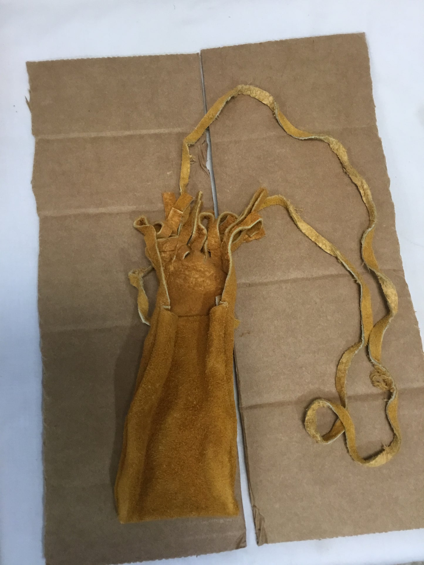 New Vintage Leather lead shot Pouch with neck strap