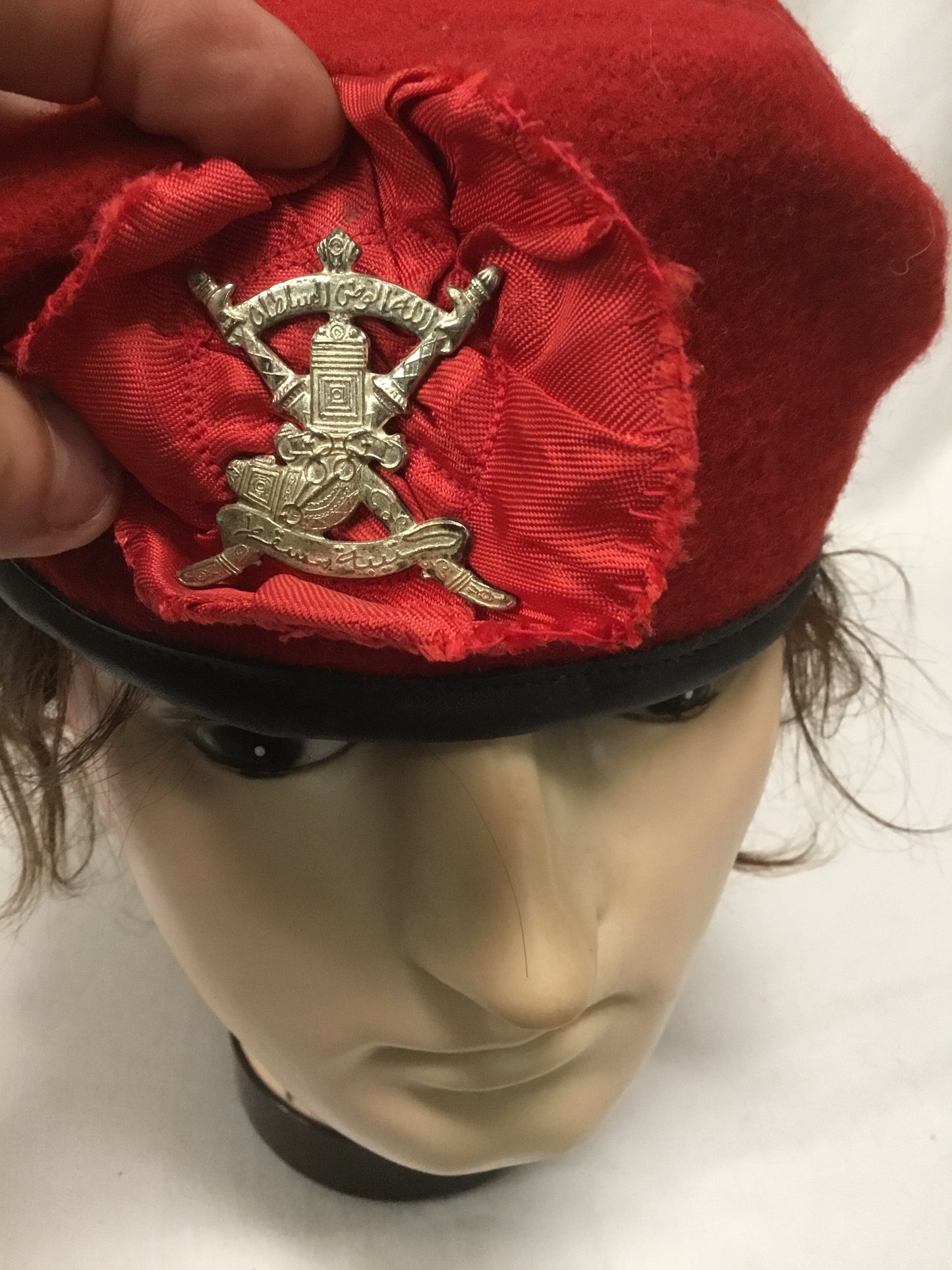 Red Pipers  beret with Pom Pom and Badge