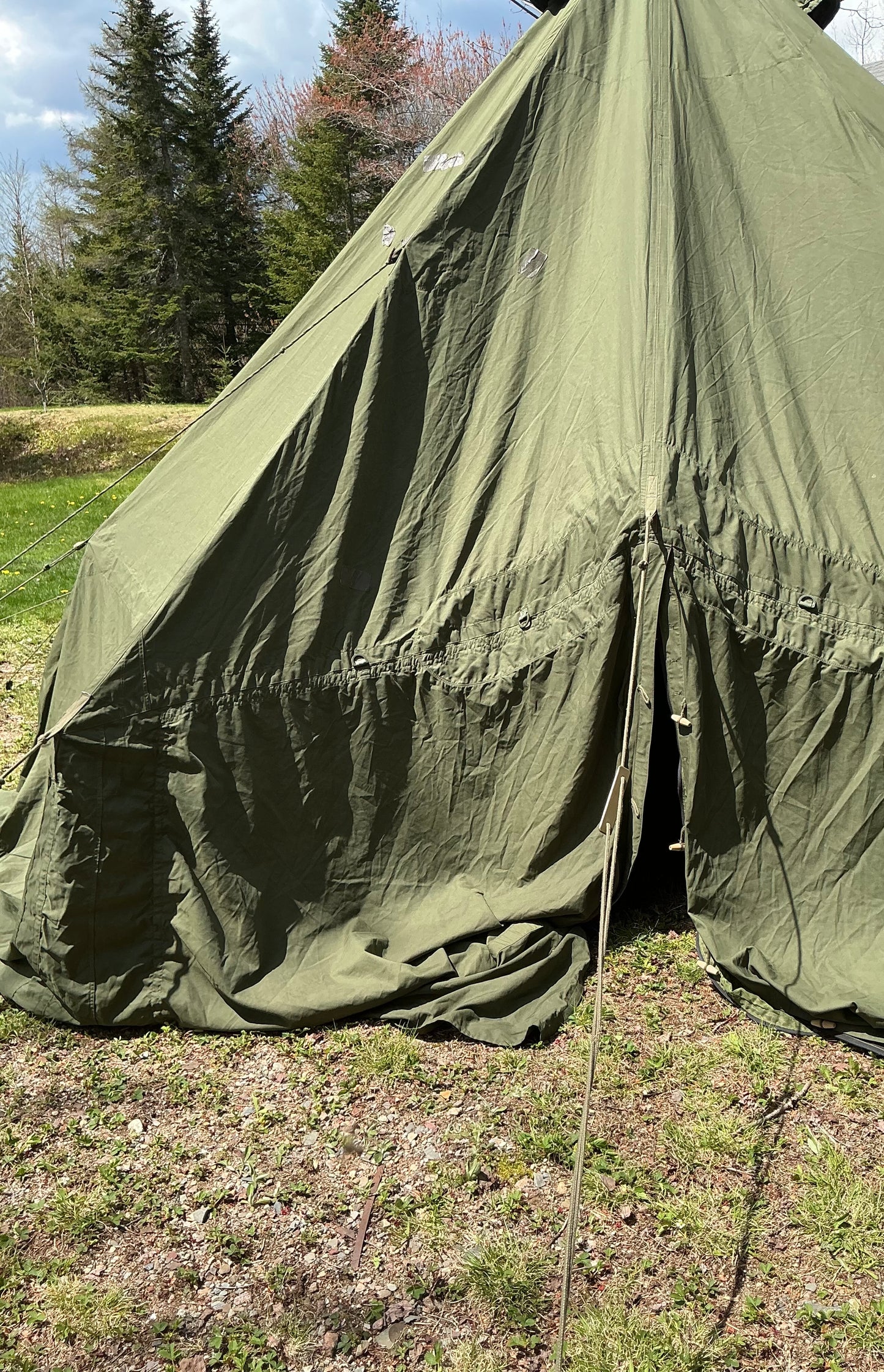 Canadian Military 10 Man Bell Tent with Stove pipe Hole