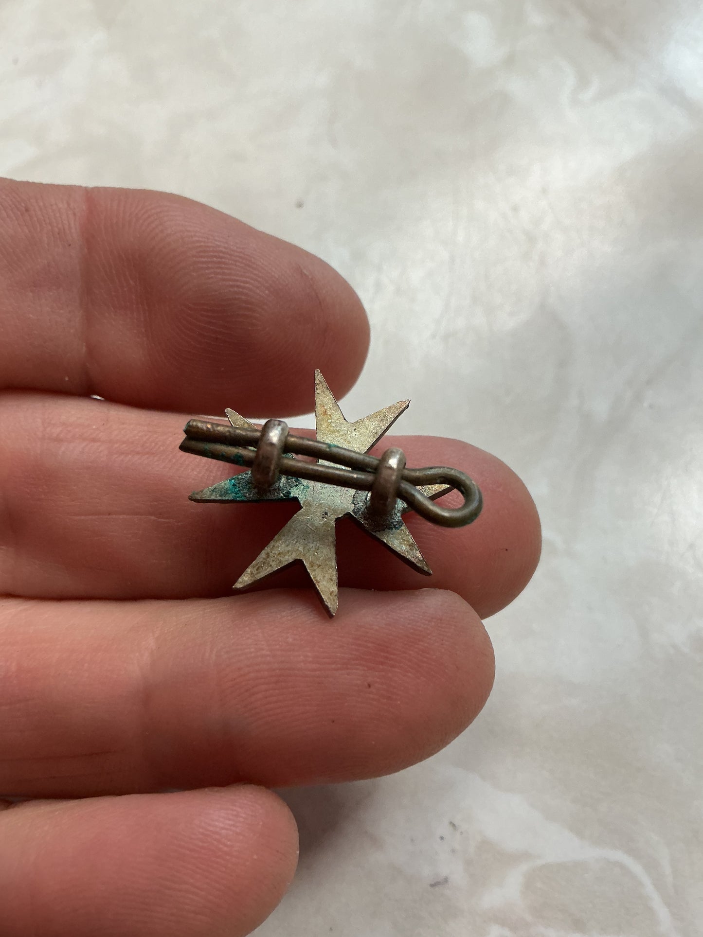 Early St. John ambulance collar badge