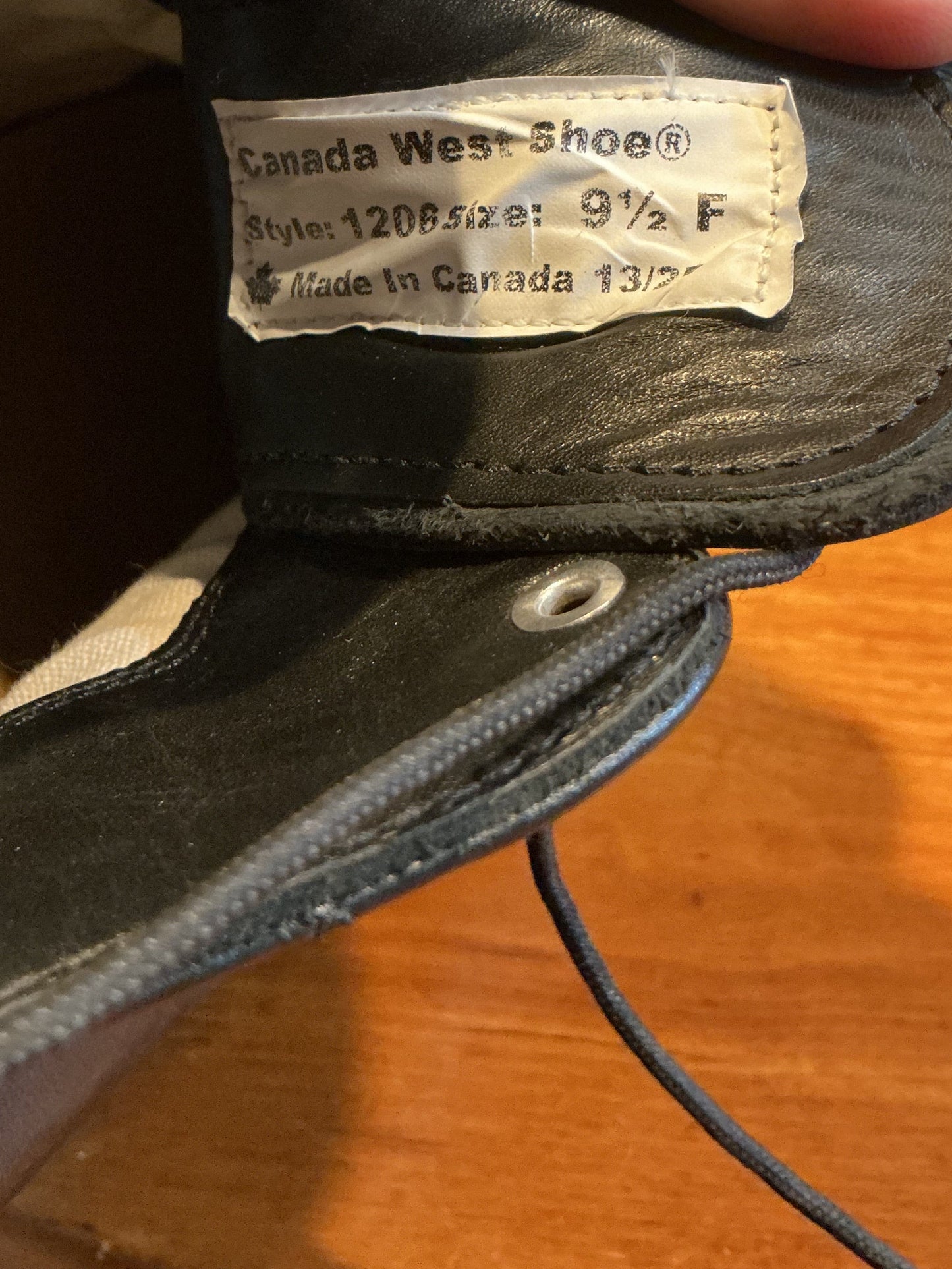 Canadian Navy Leather Dress Shoes Size 9 1/2 F
