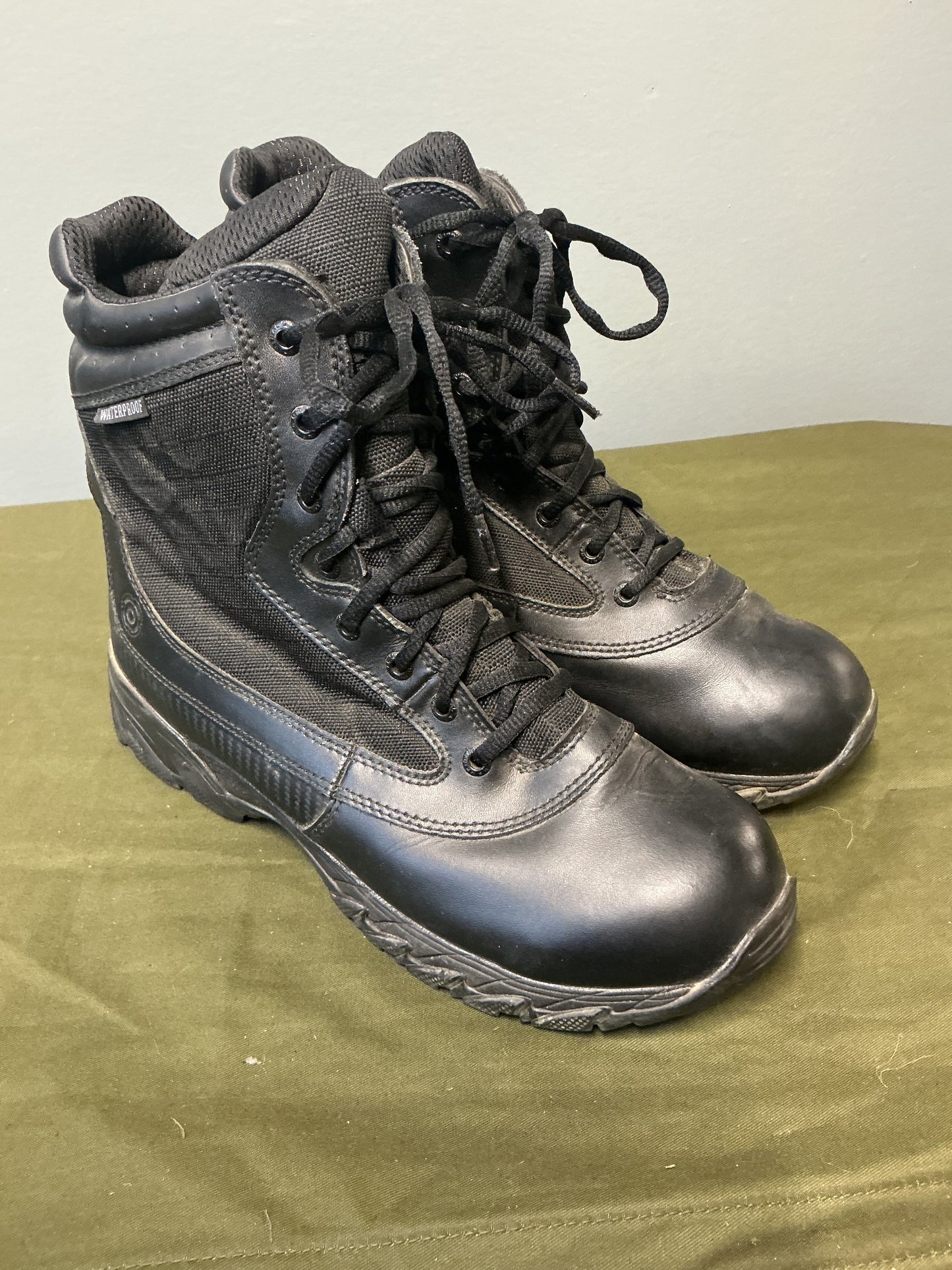 ORIGINAL SWAT BOOTS SIZE 11 U.S.
