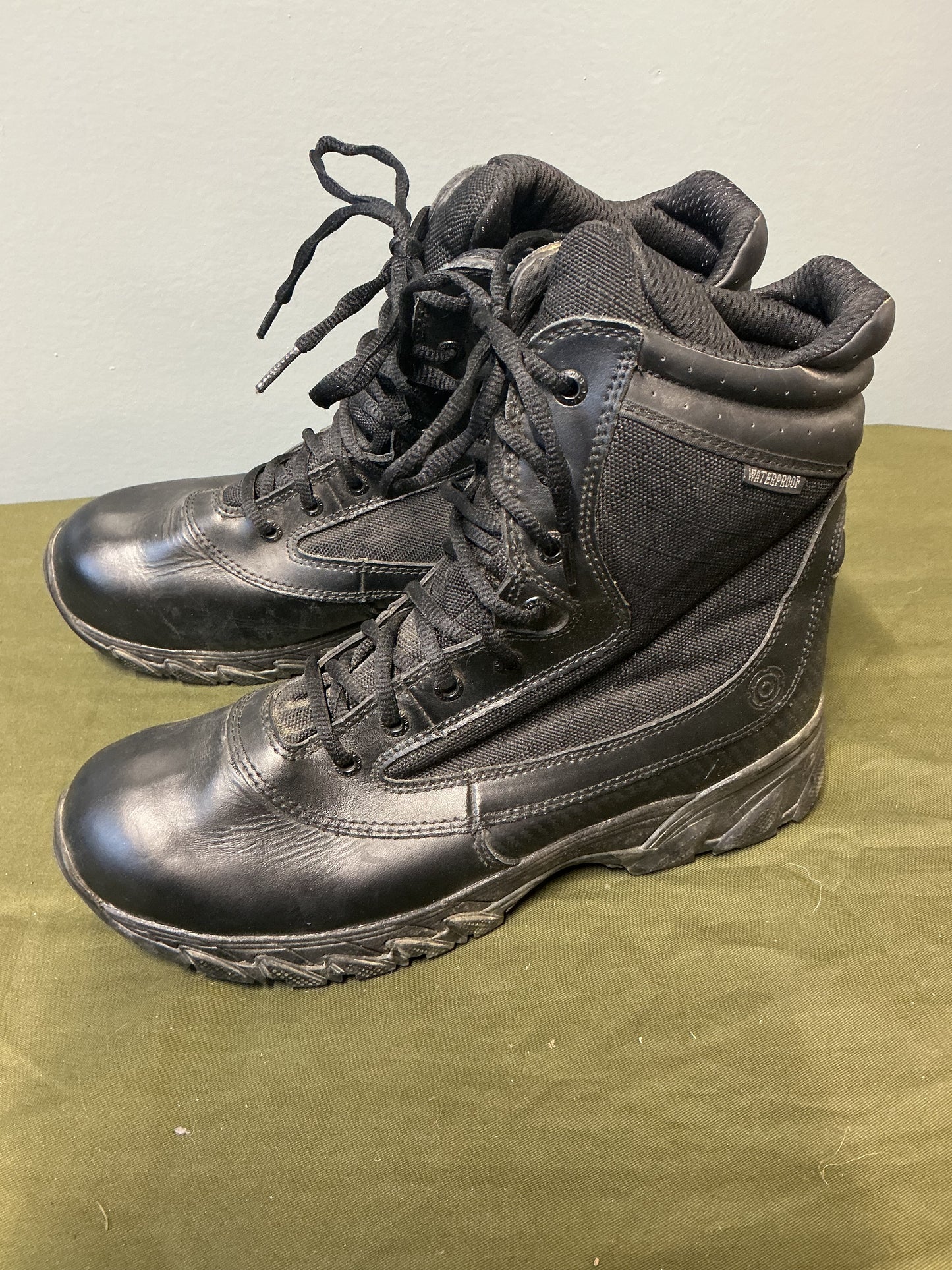 ORIGINAL SWAT BOOTS SIZE 11 U.S.