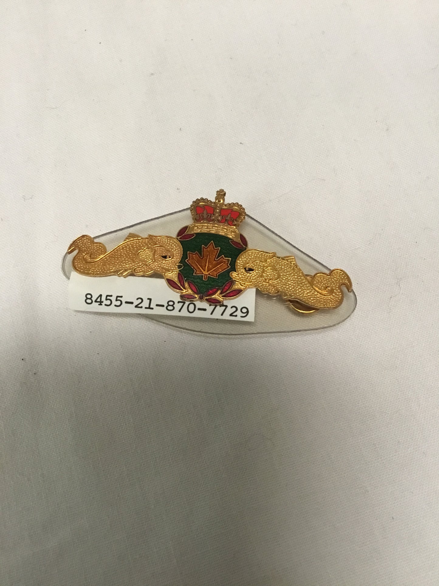 ROYAL CANADIAN NAVY DOLPHIN PIN SUBMARINE