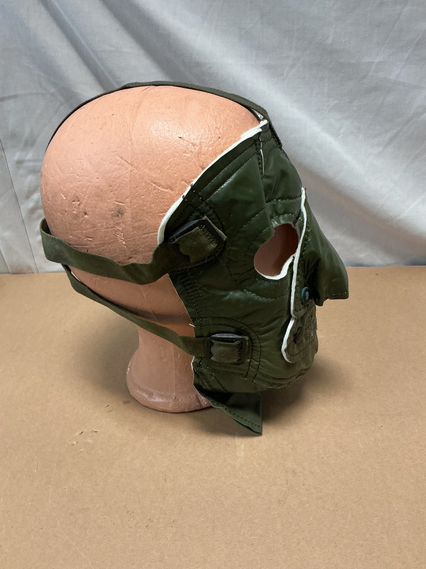 VINTAGE U.S. MILITARY COLD WEATHER MASK