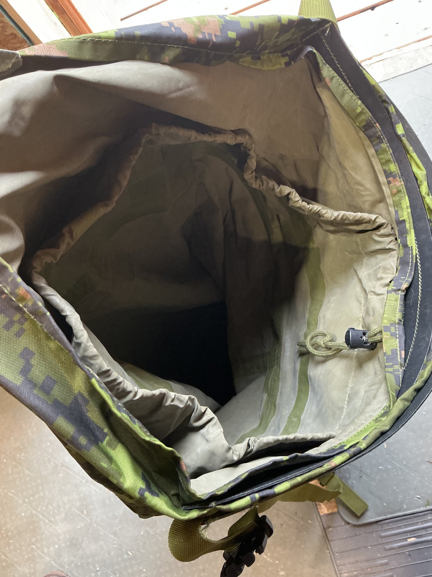 Canadian Forces Cadpat Pattern Compression Sack
