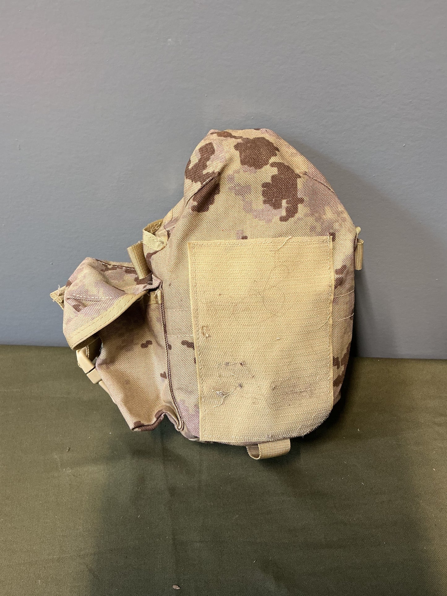 Canadian Forces Arid CADPAT Canteen Cover and Canteen