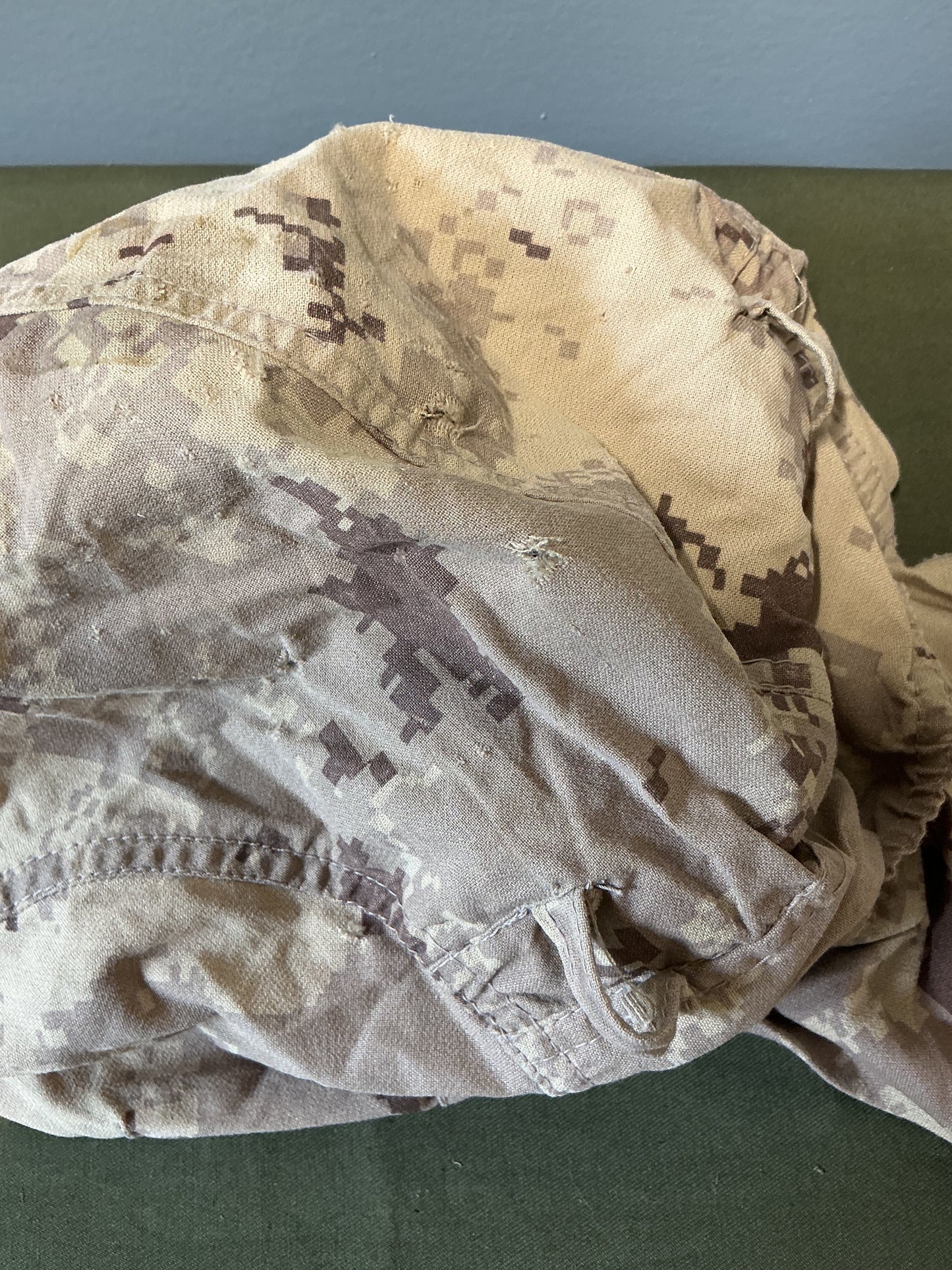 Canadian Arid Cadpat Pattern Helmet Cover