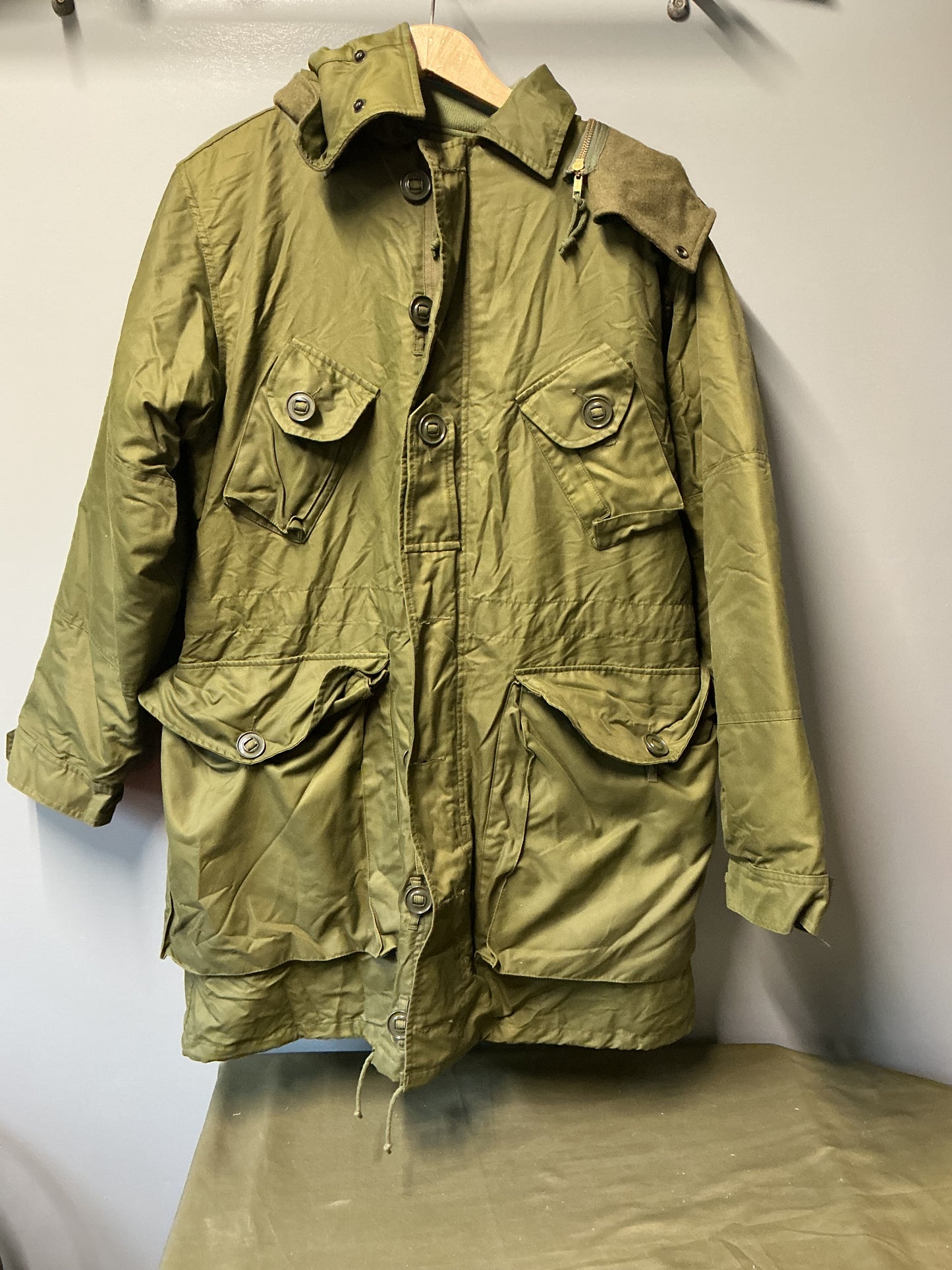 Canadian Army Arctic Parka Removable Liner Medium Tall