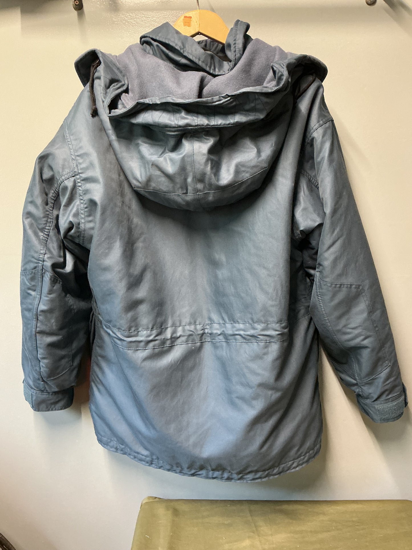 Canadian Airforce Cold Weather Parka Size Medium Regular