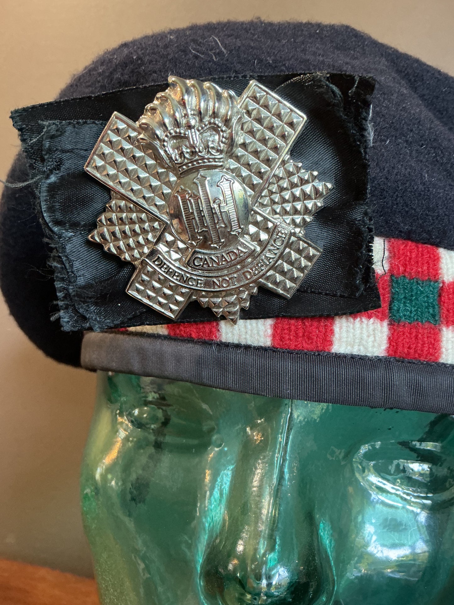 Post WW2 Scottish Balmoral Bonnet with Royal Highland Fusiliers badge