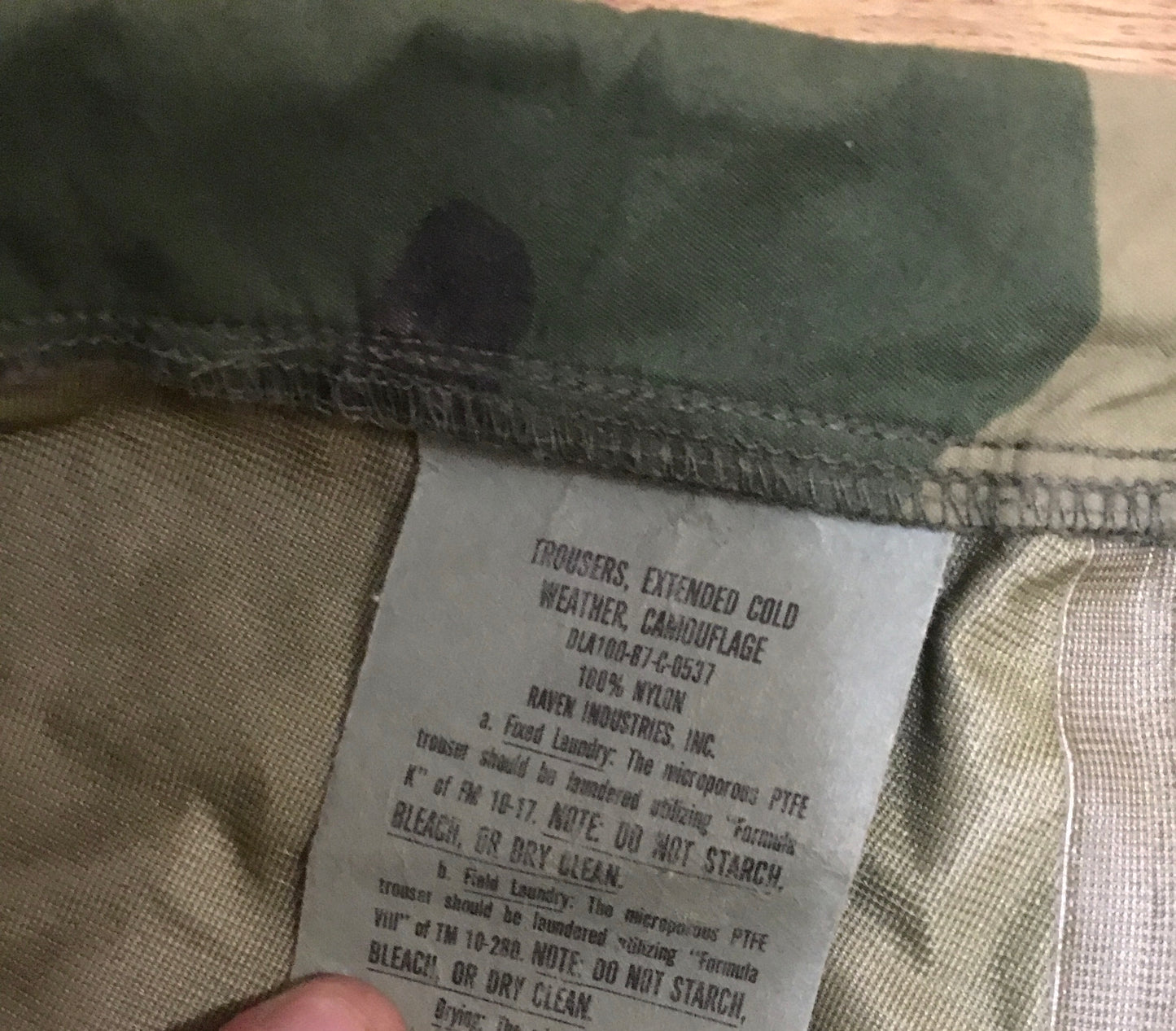 U.S. Military Woodland Pattern Pants Wet Weather size small tall