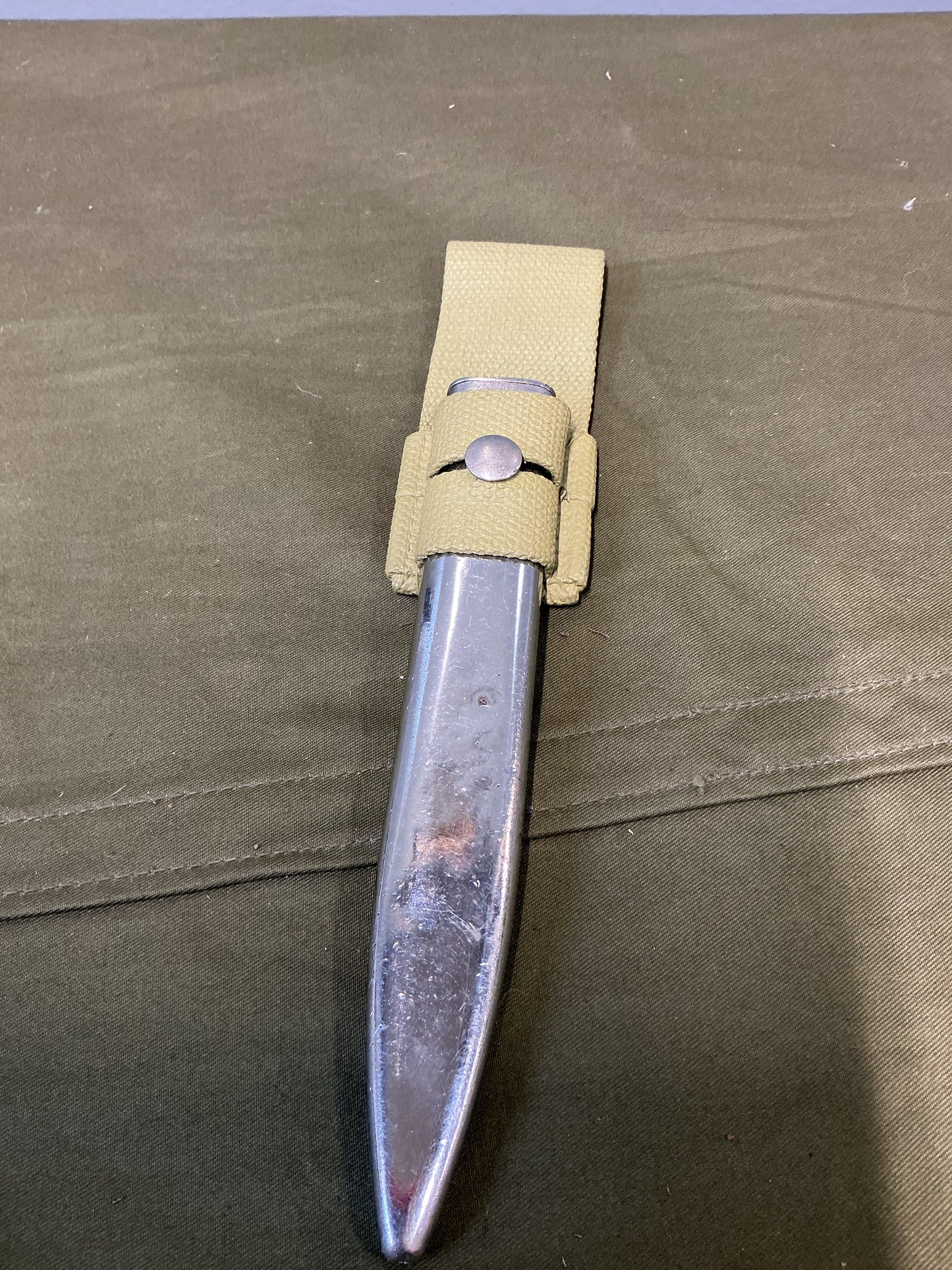 Canadian Military FNC1 PARADE SCABBARD AND FROG