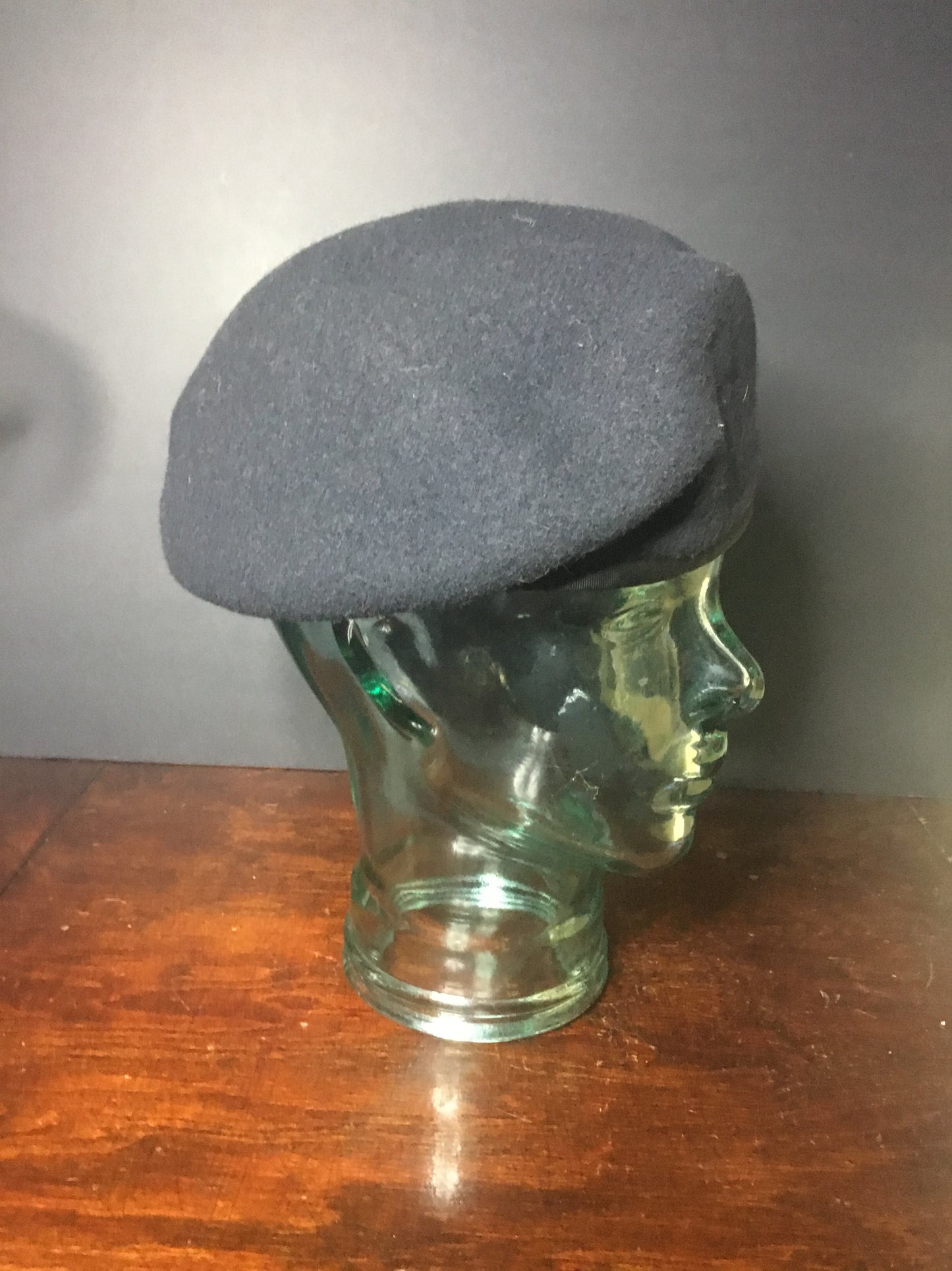Canadian Navy Black Beret Size 7 5/8 100% wool .adjustable in the back