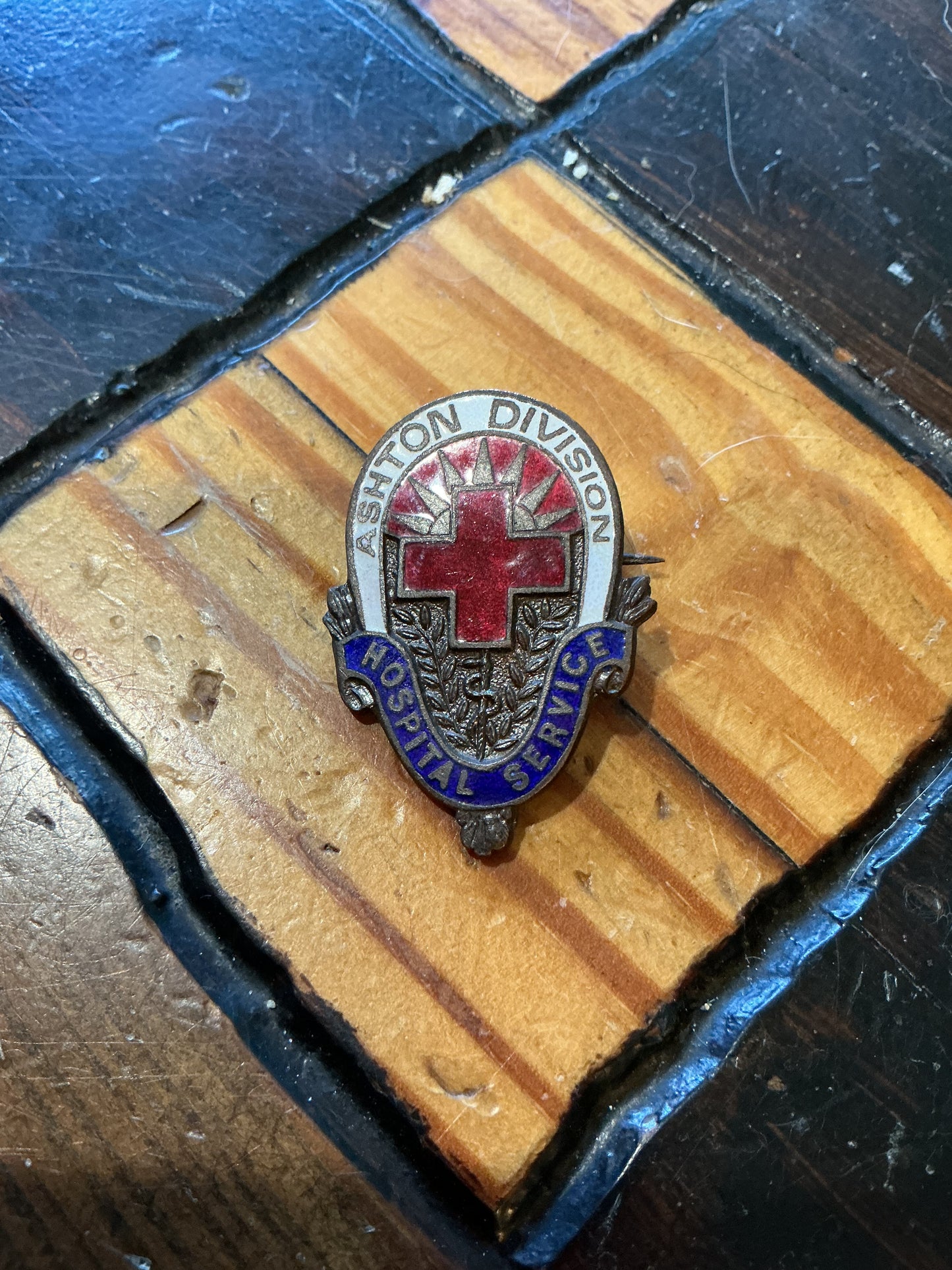 WW1 British Ashton division hospital service pin