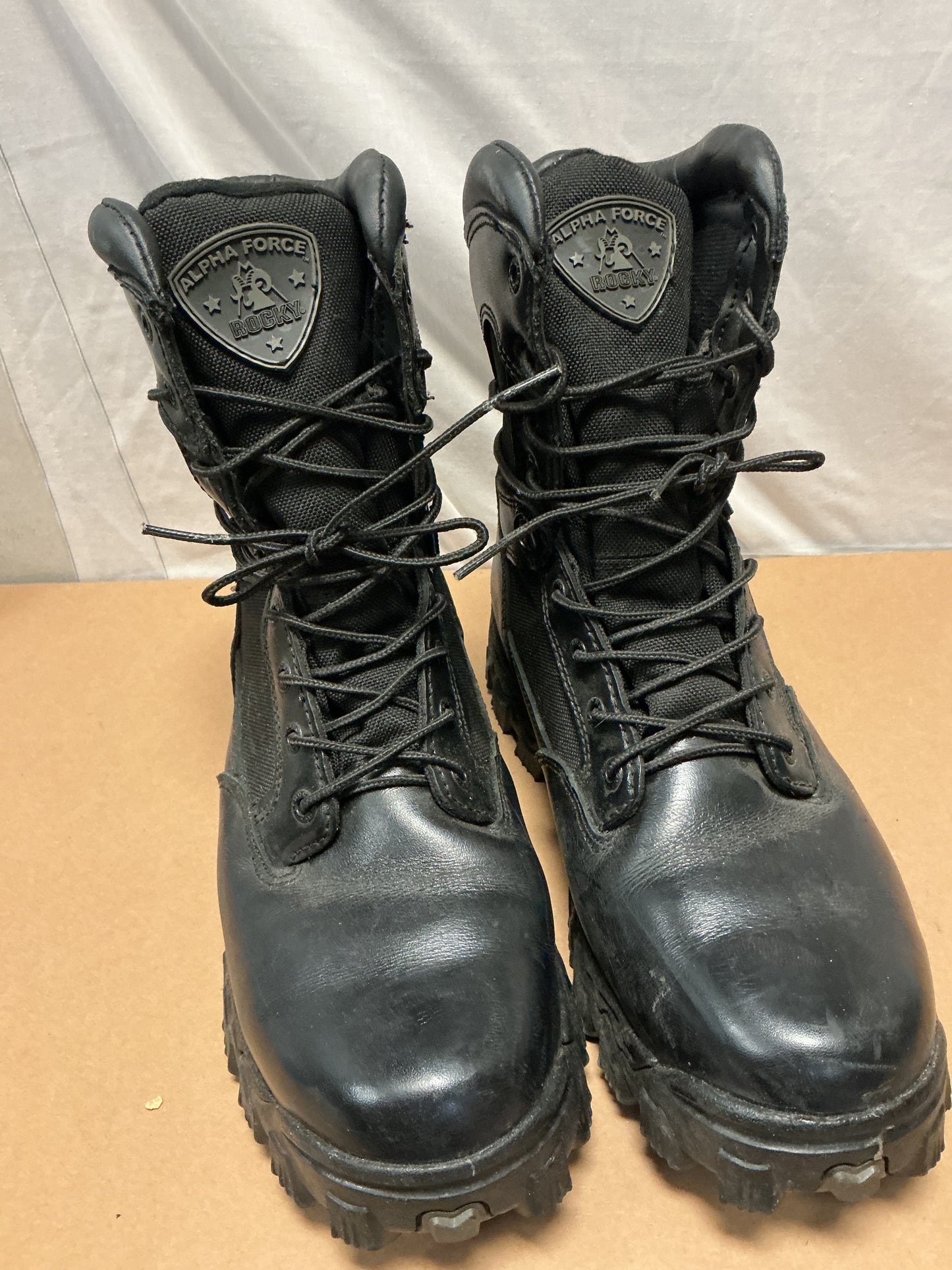 Size 9W ROCKY ALPHA FORCE WATERPROOF PUBLIC SERVICE BOOT