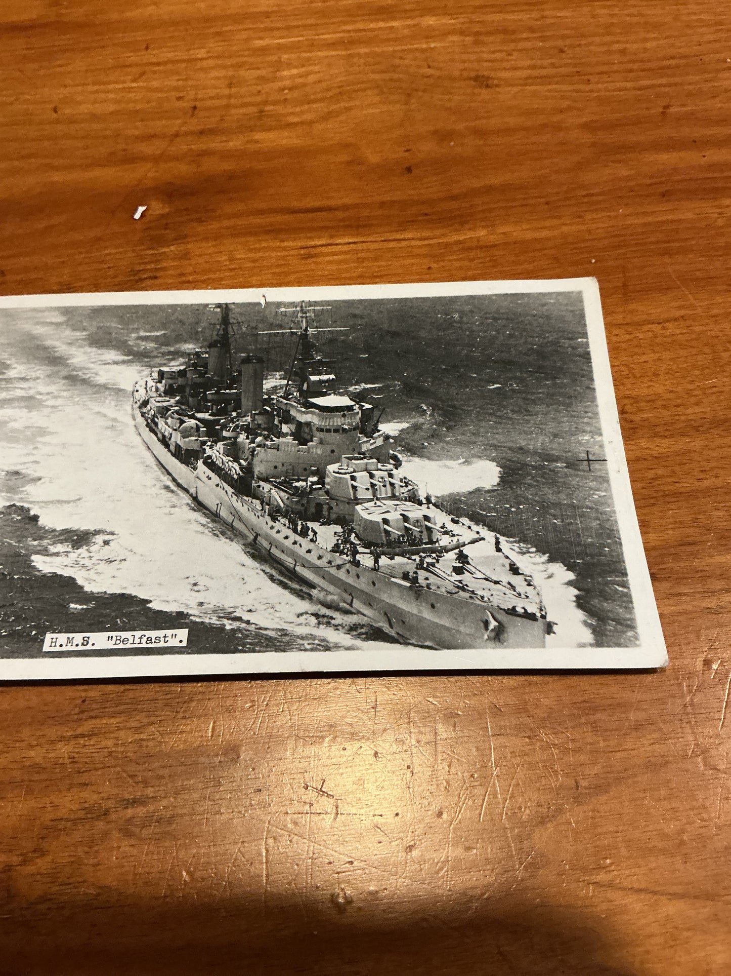HMS BELFAST TOWN- CLASS LIGHT CRUISER POST CARD
