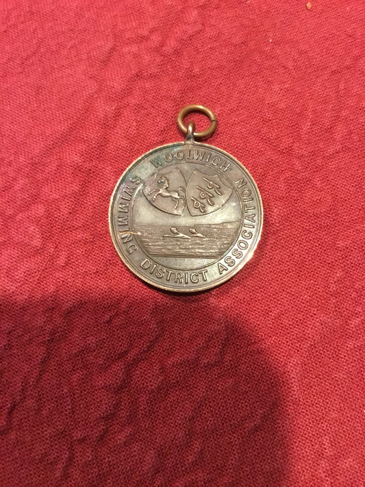 WOOLWICH SWIMMING ASSOCIATION medallion